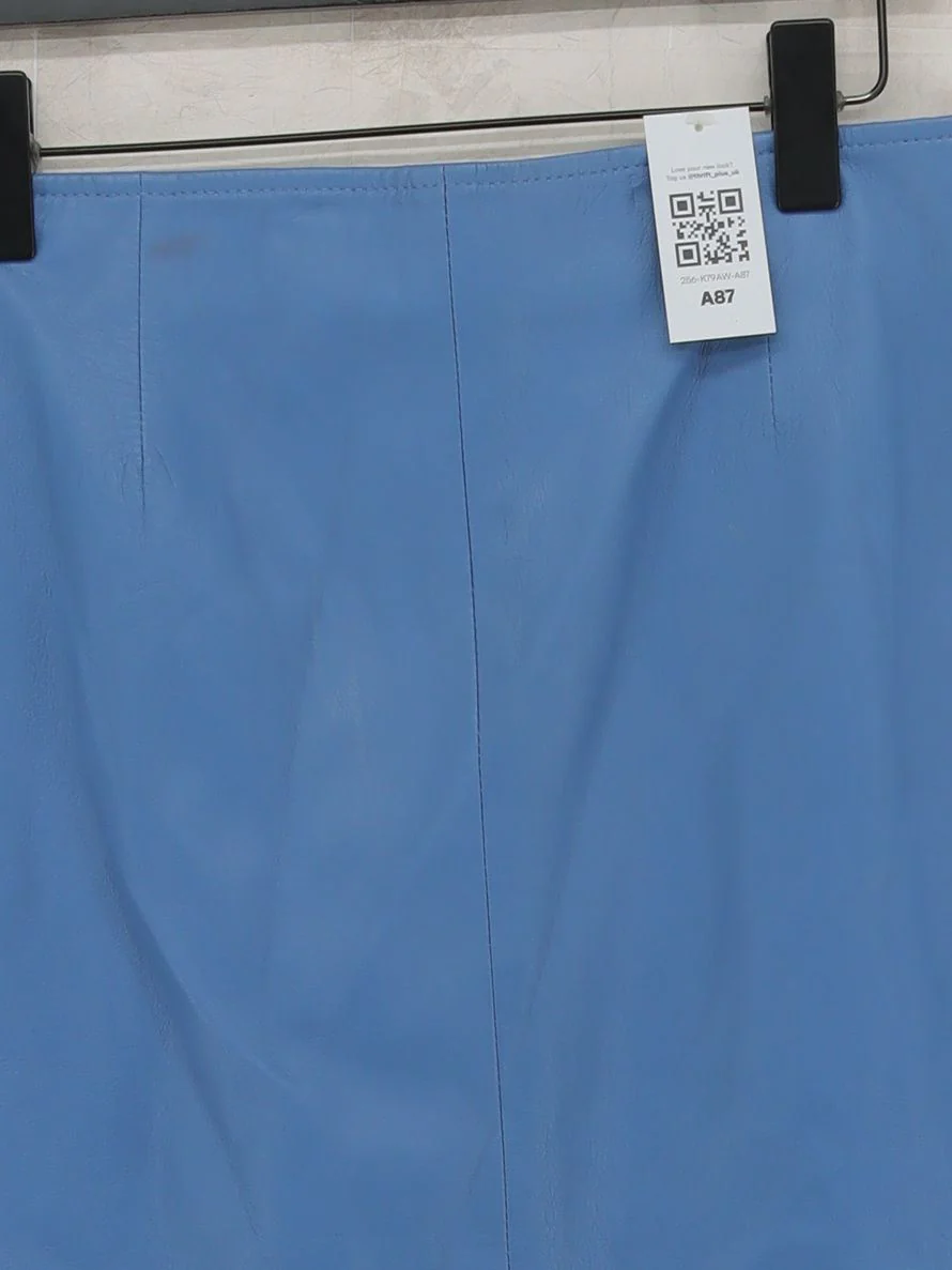 Autograph Women's Midi Skirt W 32 in Blue 100% Leather Midi Straight & Pencil - Image 3