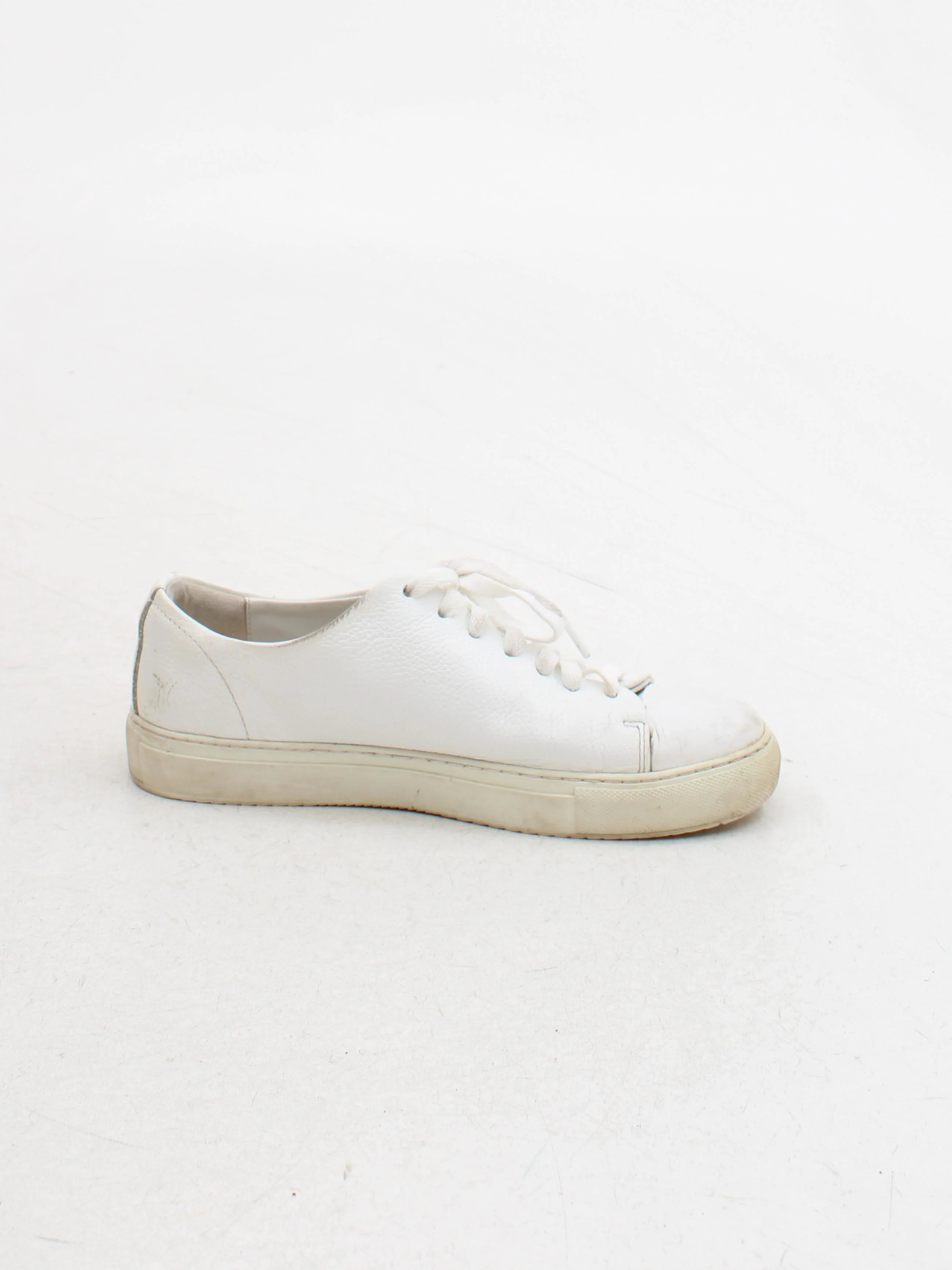 Axel Arigato Women's Trainers EU37 in White - Image 5