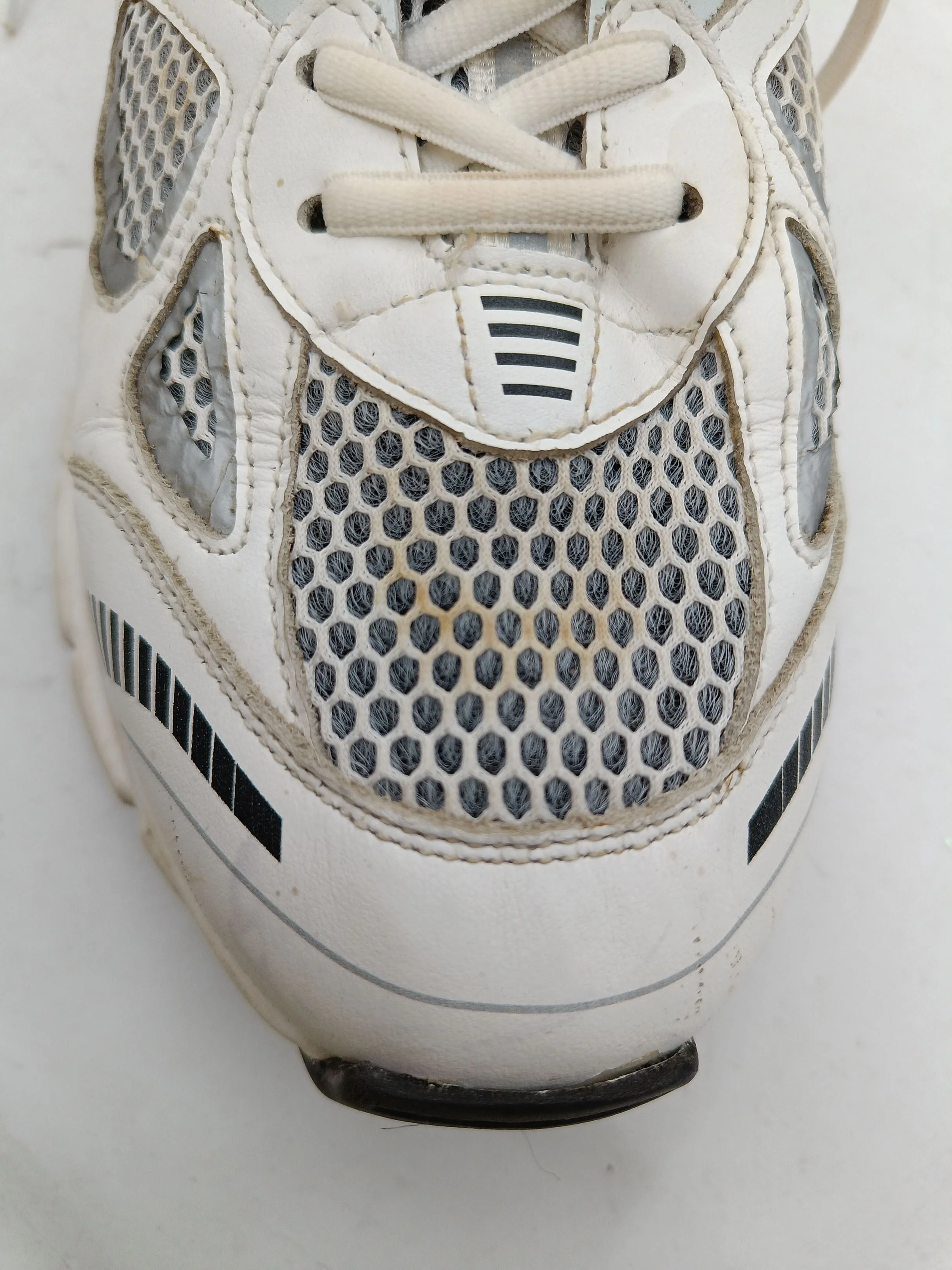 Axel Arigato Women's Trainers UK6.5 EU40 US9 in White - Image 9
