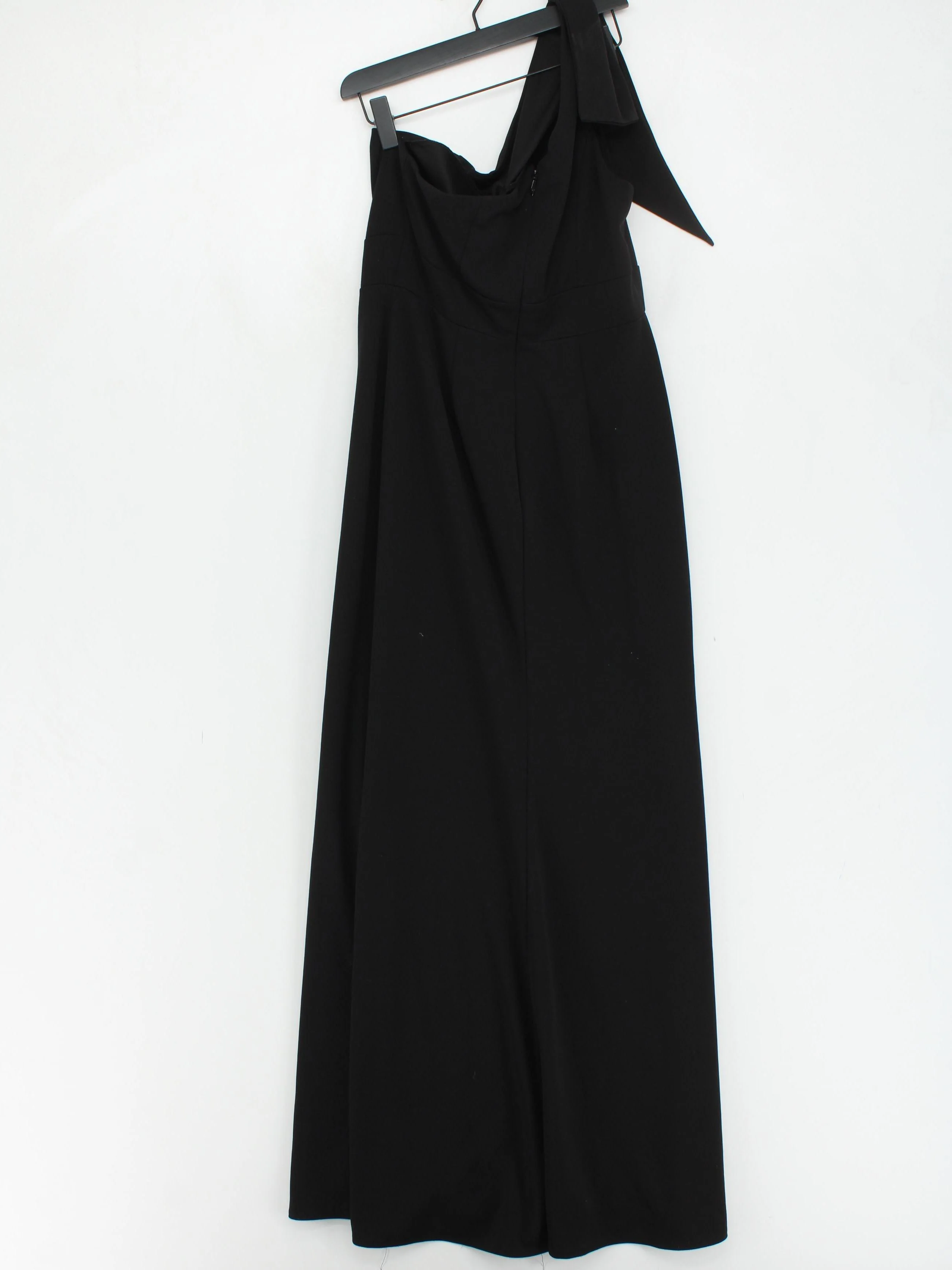Azazie Maxi Dress M in Black - Image 2