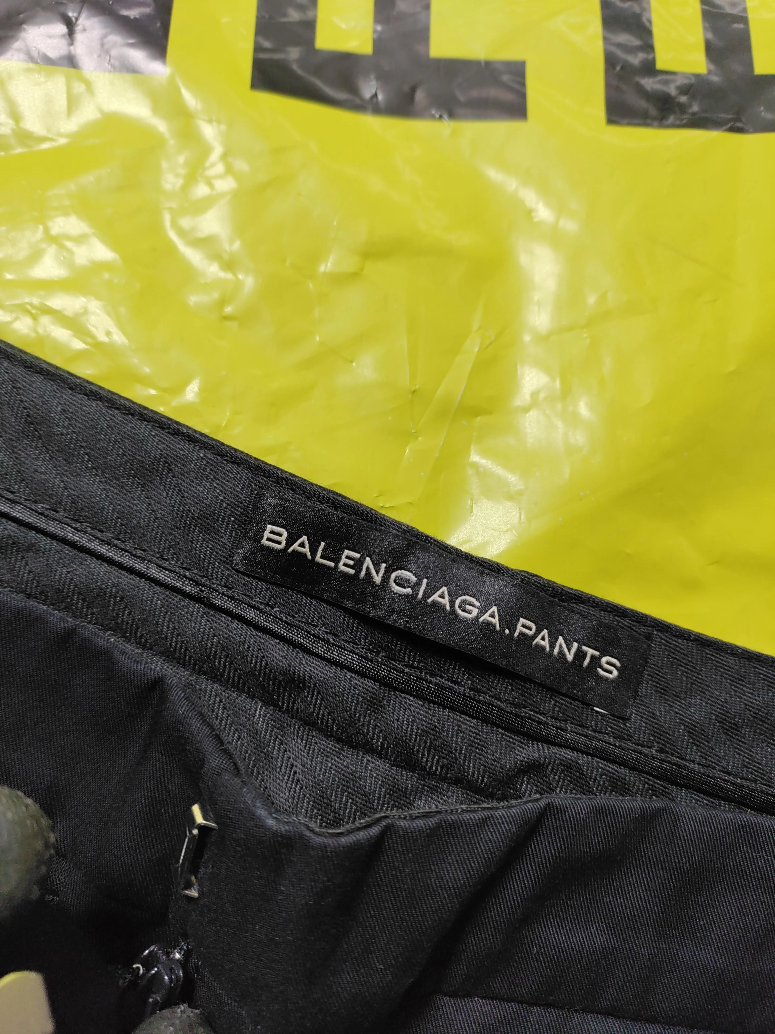 Balenciaga Women's Shorts UK 8 Black 100% Cotton Mom - Image 5