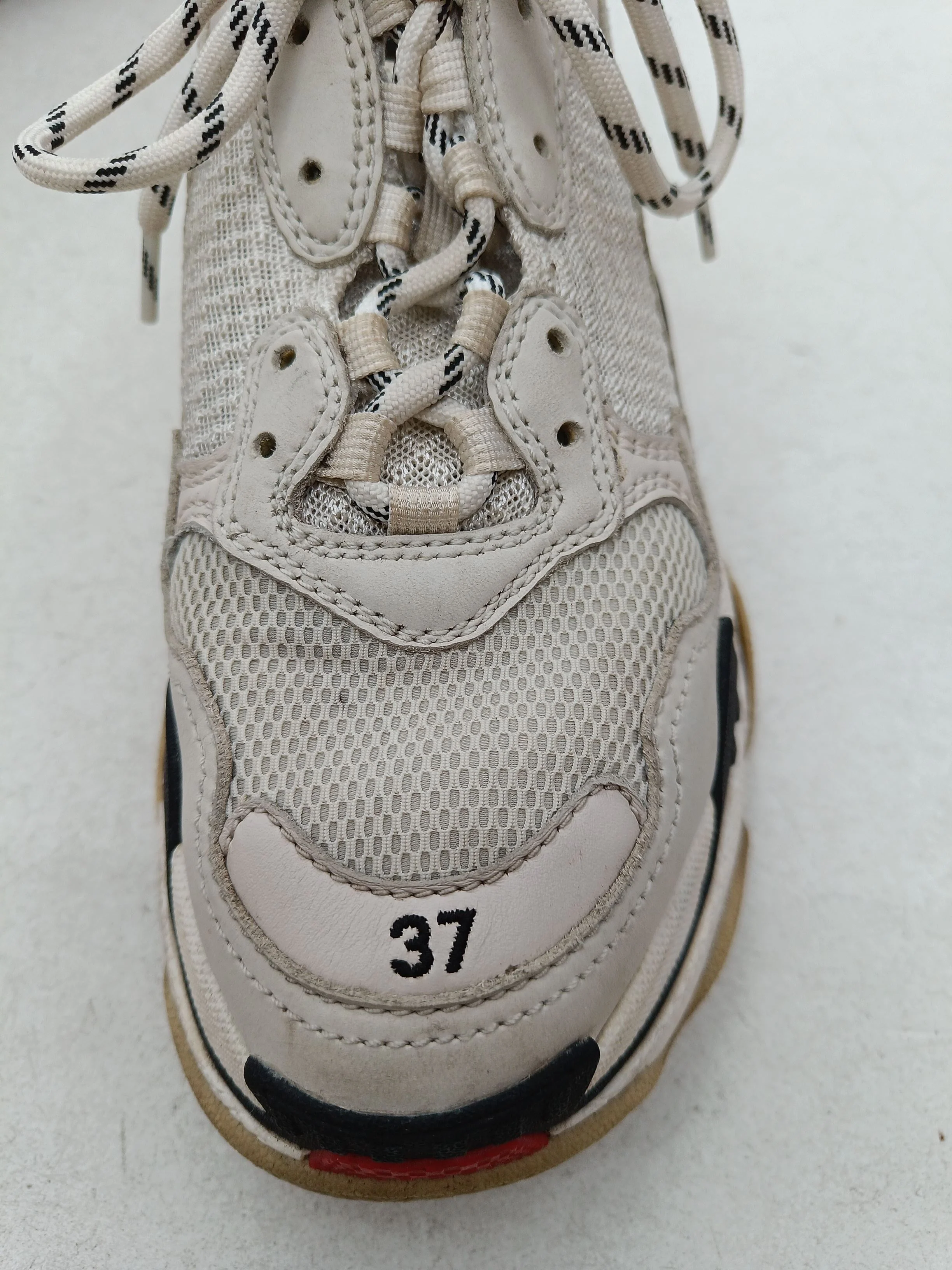 Balenciaga Women's Trainers EU37 in Cream - Image 8