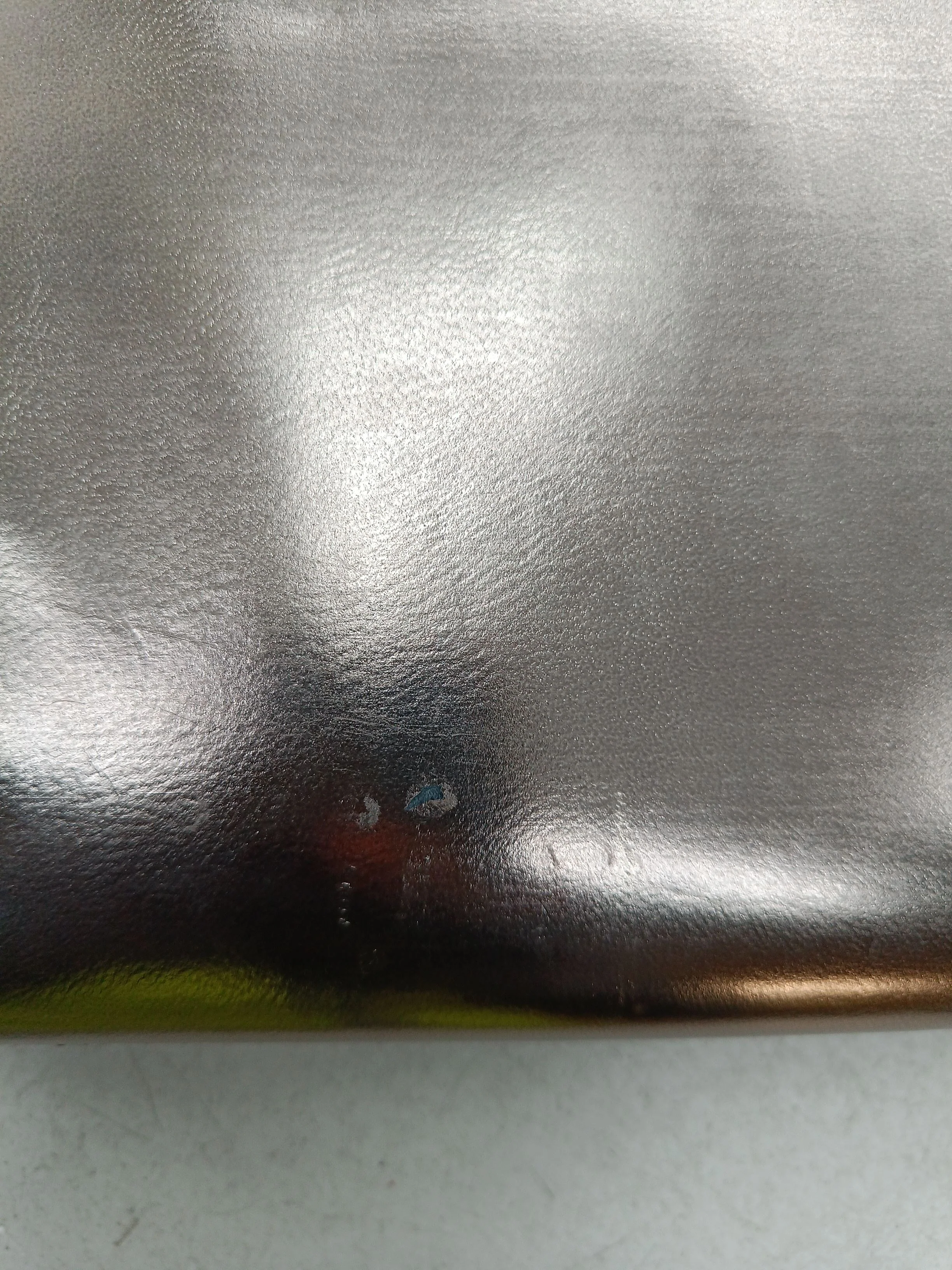 Bally Women's Bag Silver 100% Leather Shoulder Bag - Image 5