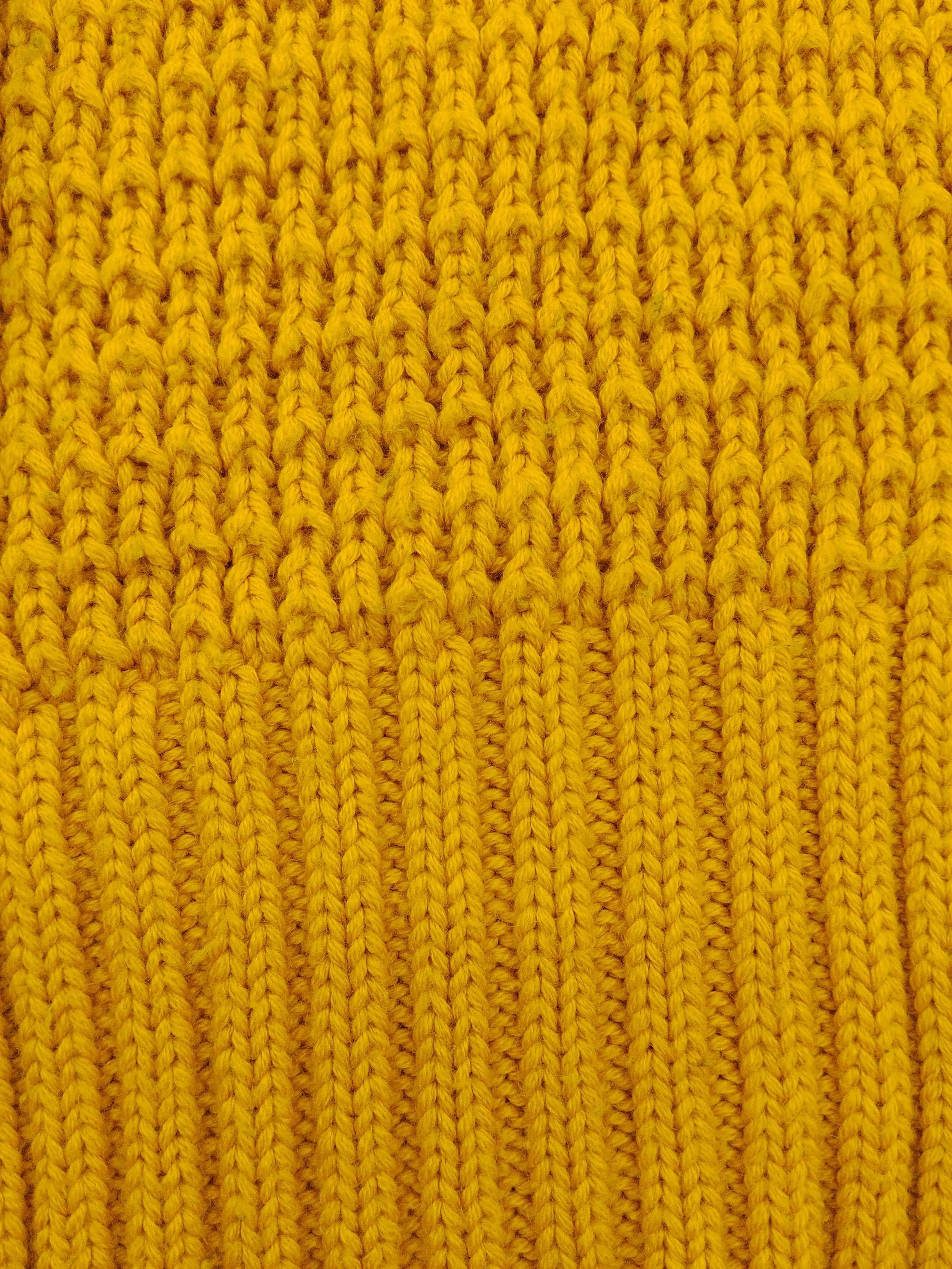 Banana Republic Men's Scarf Yellow 100% Wool Scarf - Image 3