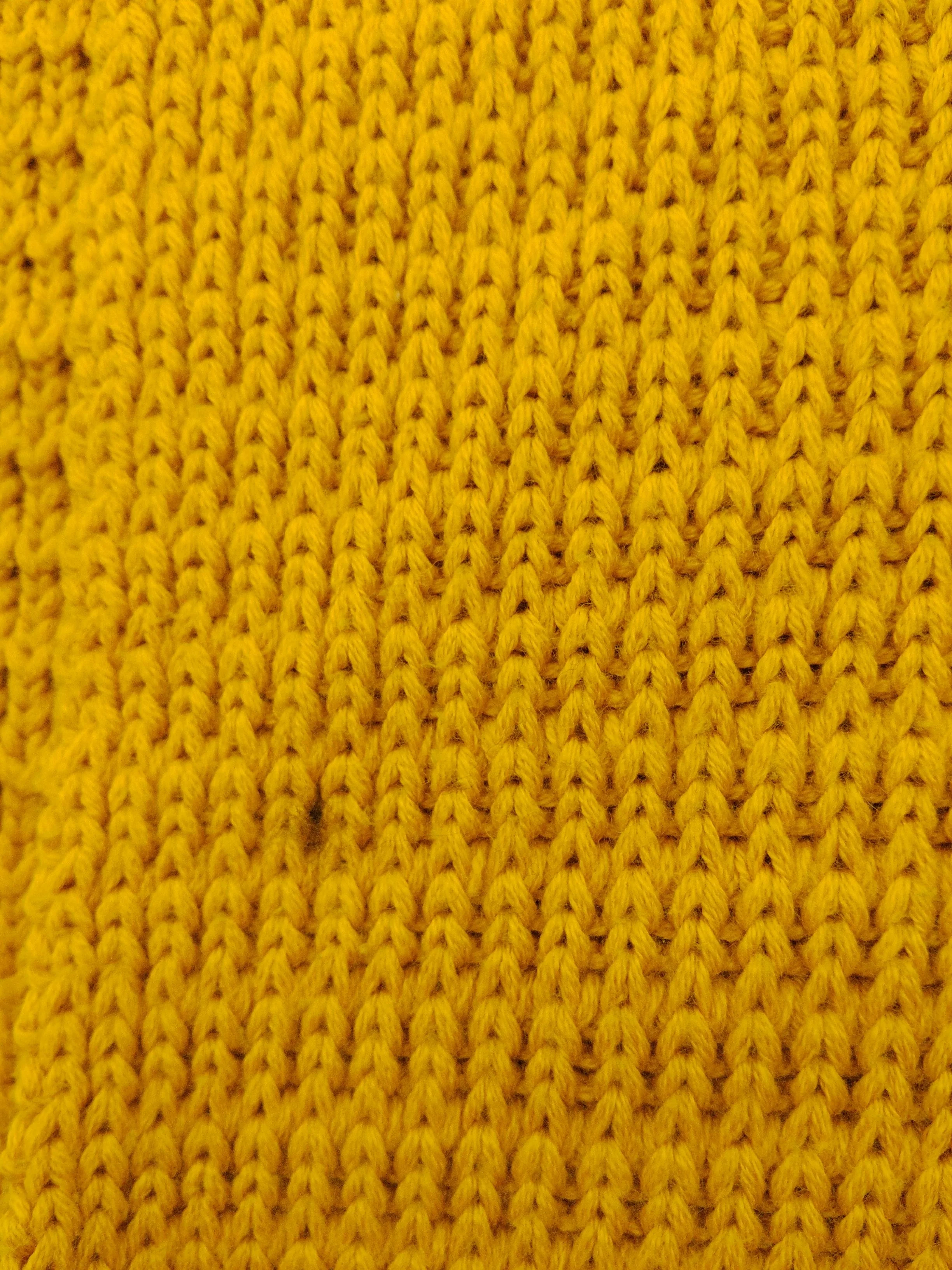Banana Republic Men's Scarf Yellow 100% Wool Scarf - Image 5
