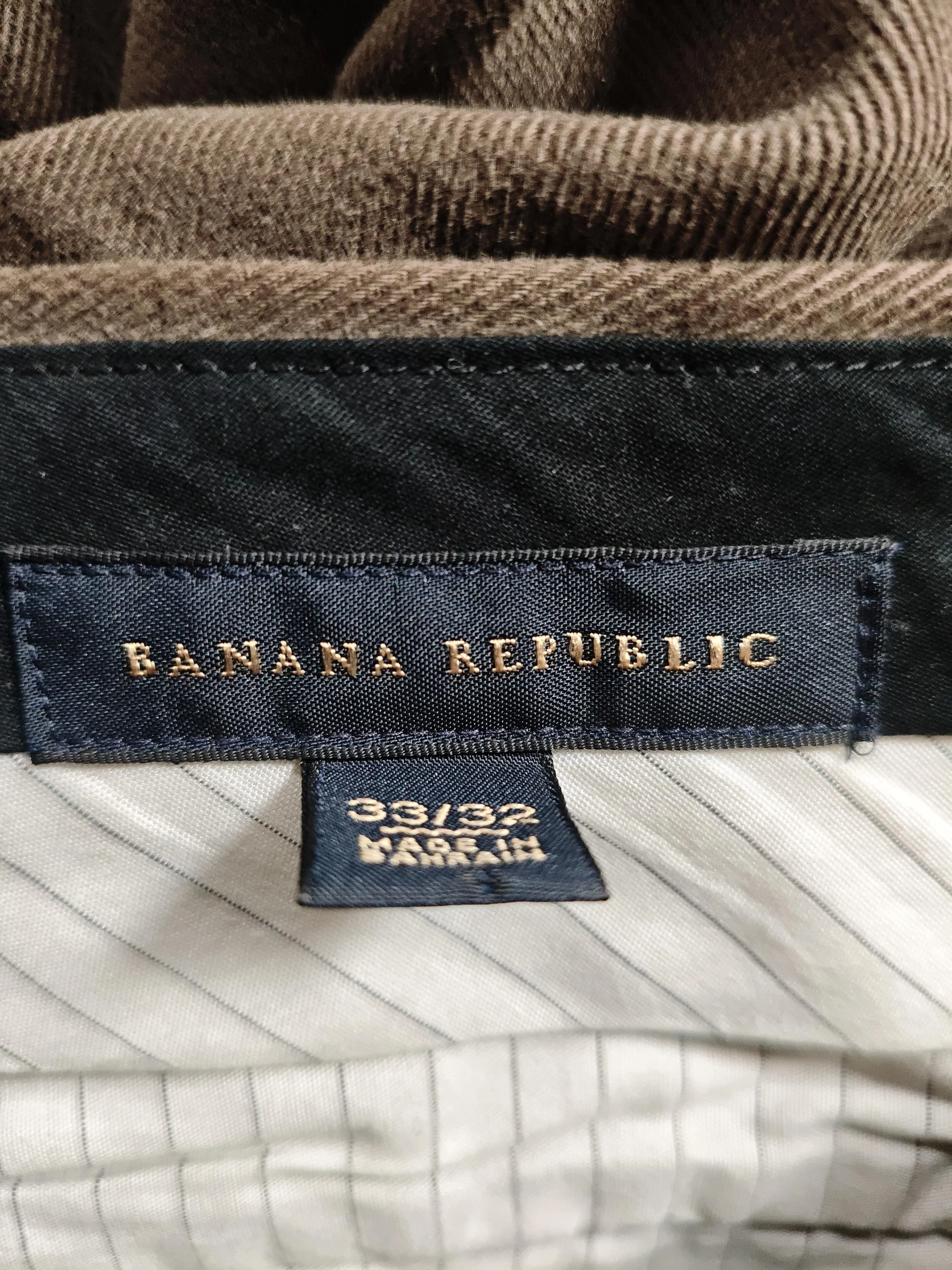 Banana Republic Men's Trousers W 33 in Brown Cotton with Acetate Chino - Image 5