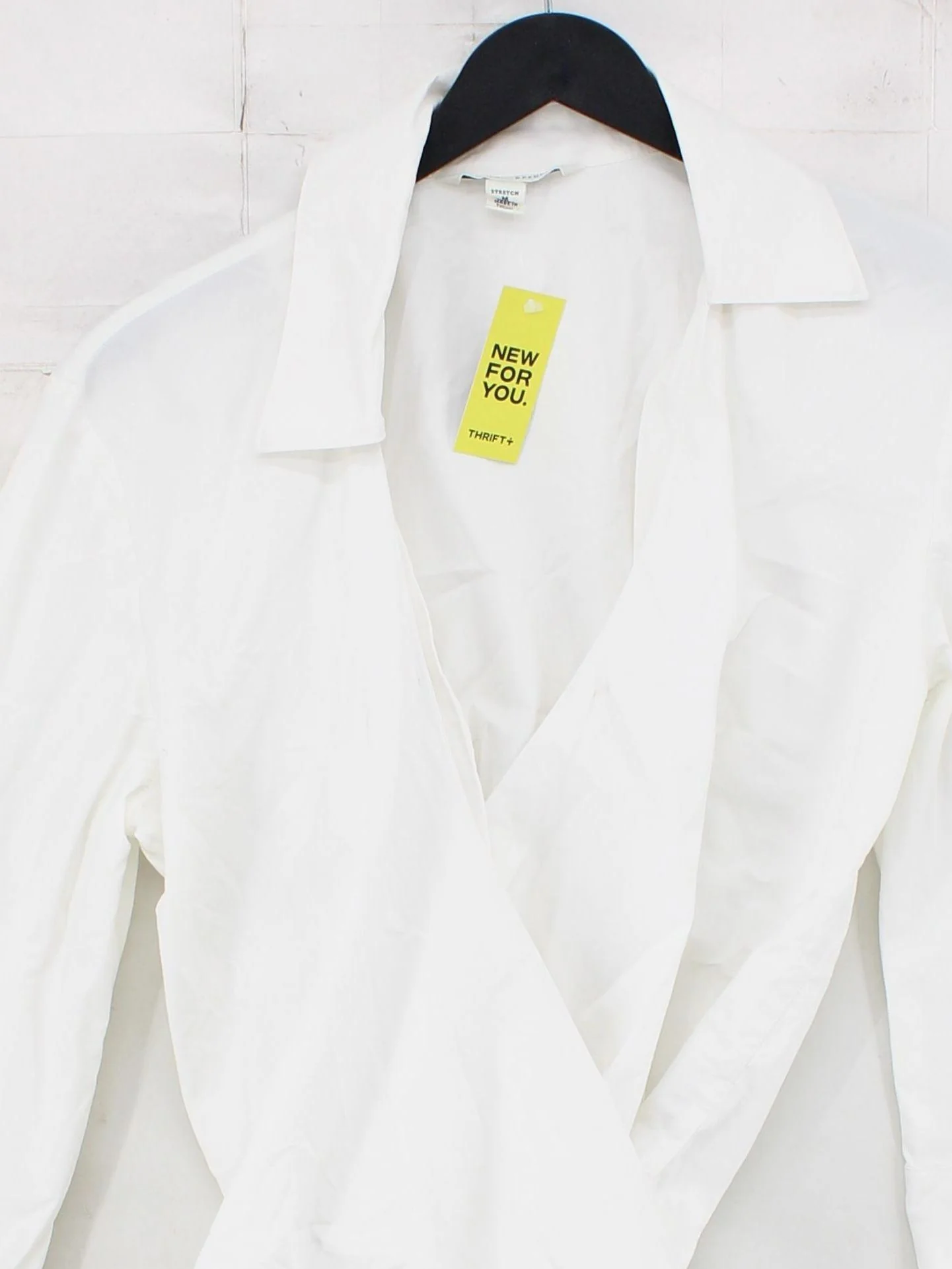 Banana Republic Women's Shirt M White Cotton with Elastane Basic - Image 3