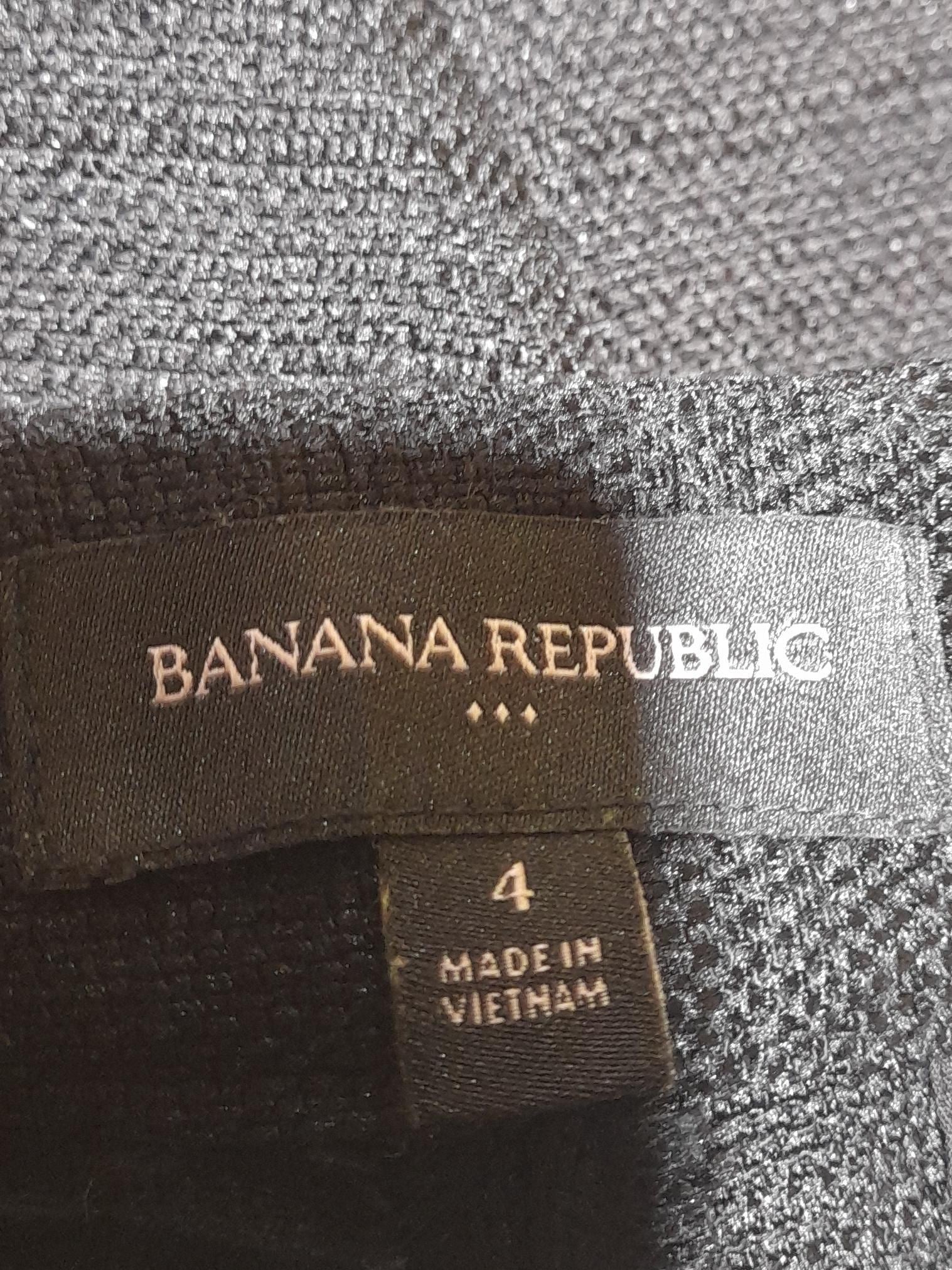 Banana Republic Women's Shorts UK 8 Black Polyester with Rayon, Spandex Cargo - Image 5