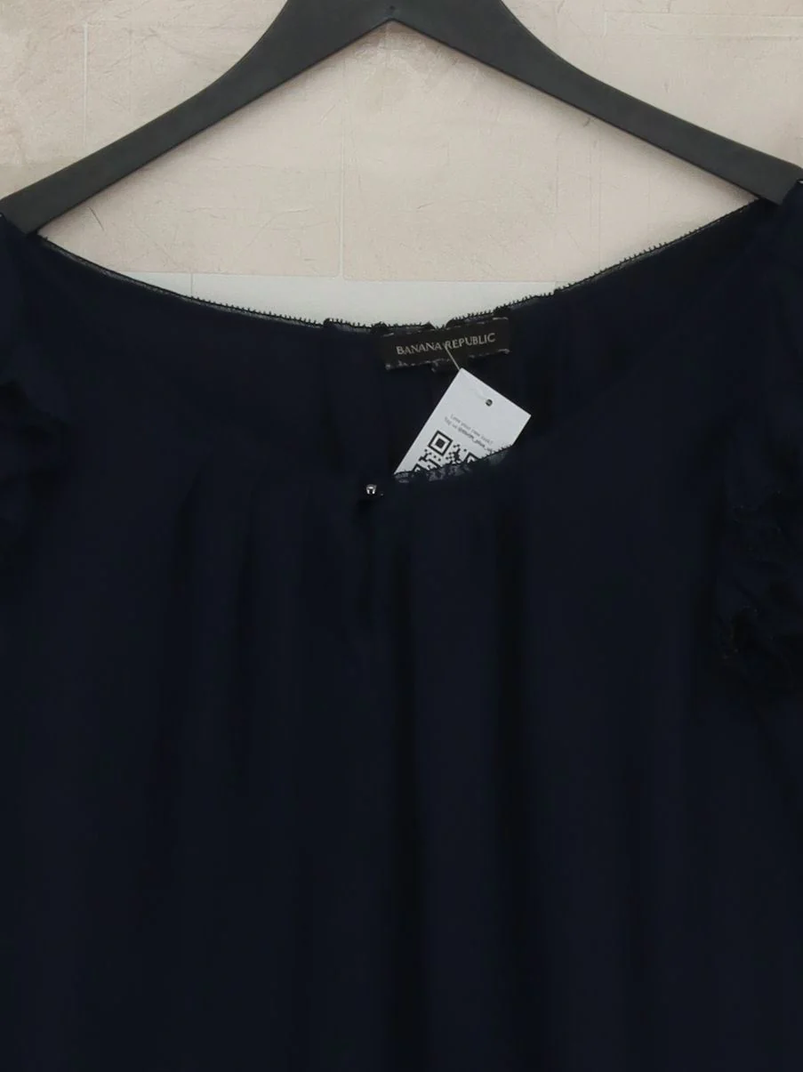 Banana Republic Women's Top M Blue 100% Polyester Short Sleeve Square Neck Basic - Image 3