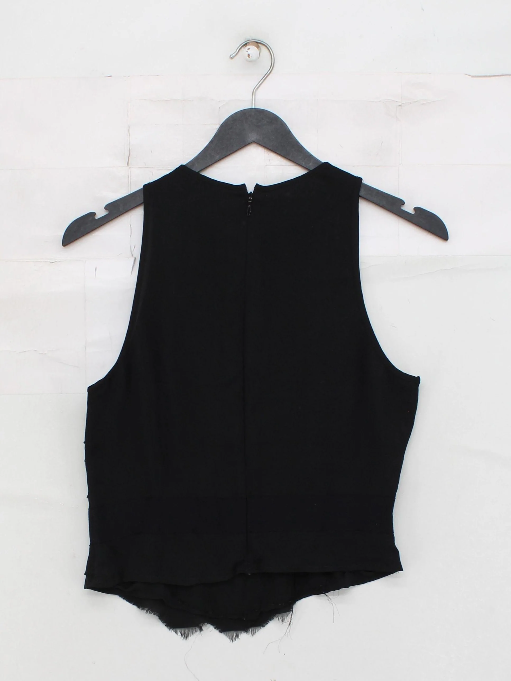 Banana Republic Women's Top UK 8 Black 100% Other Sleeveless Round Neck Basic - Image 2