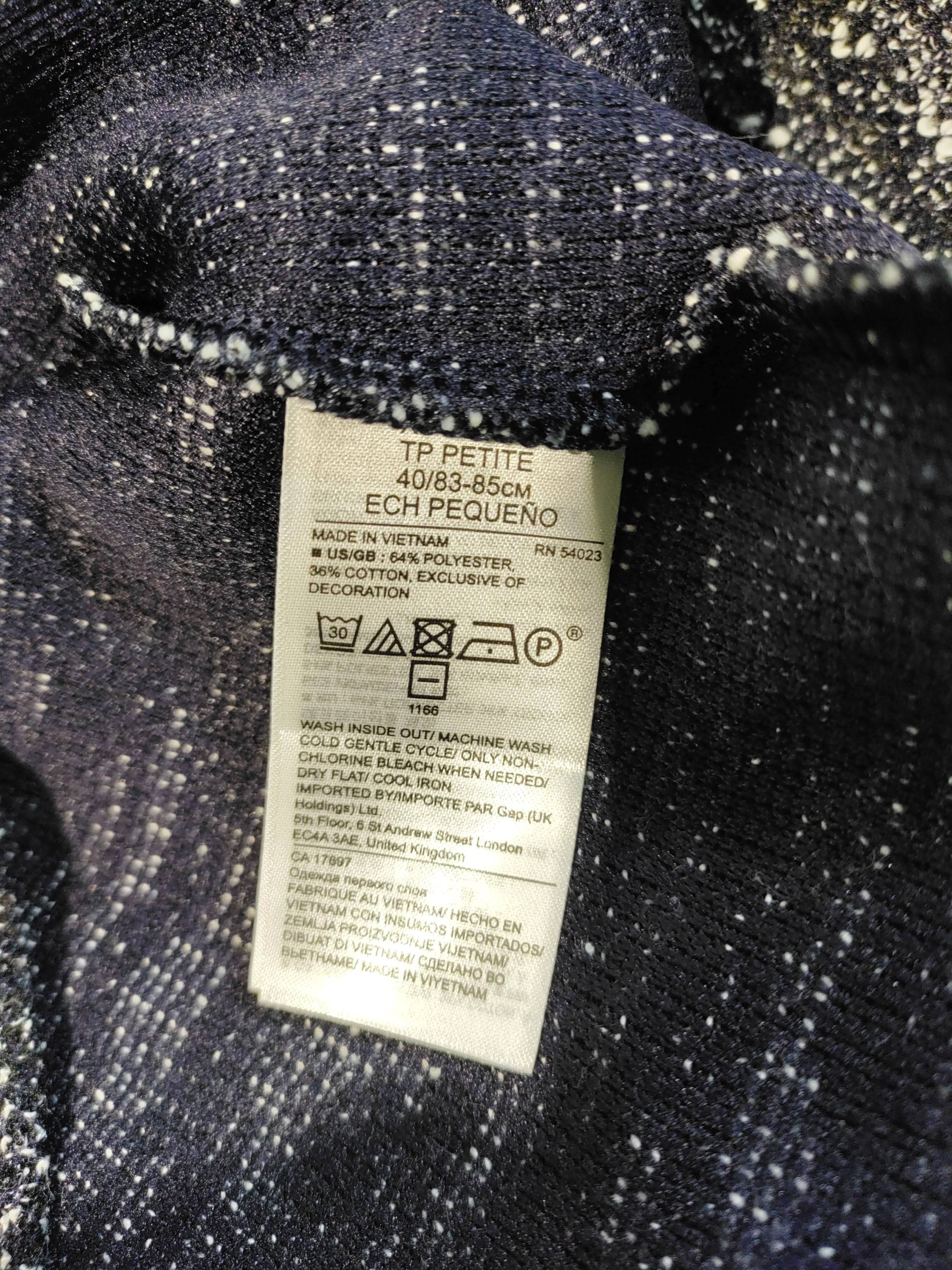 Banana Republic Women's Top XS Black Polyester with Cotton Basic - Image 6