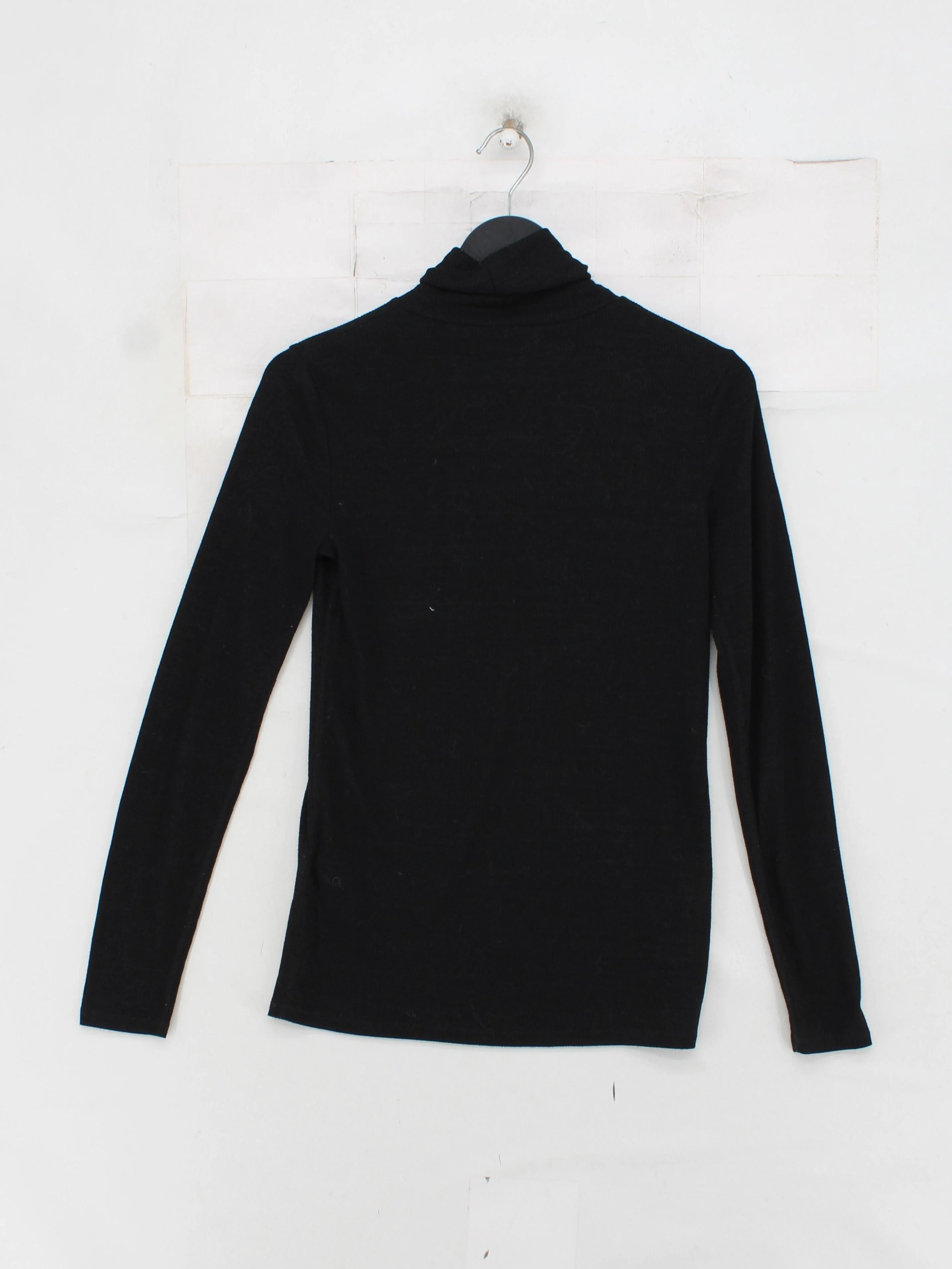 Banana Republic Women's Top XS Black Polyester with Rayon Basic - Image 2