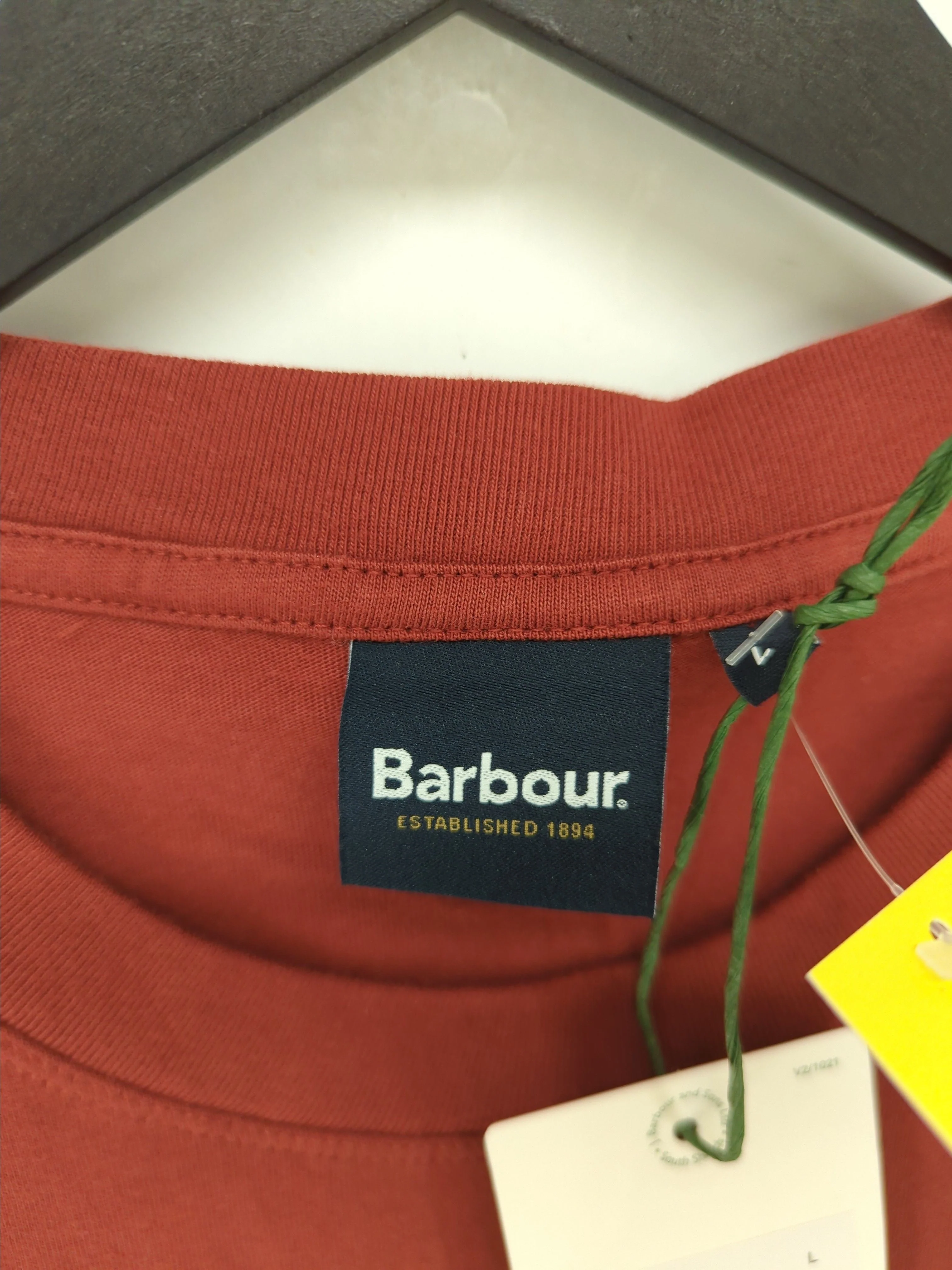 Barbour Men's T-Shirt L Brown Graphic 100% Cotton Basic New with tags - Image 5