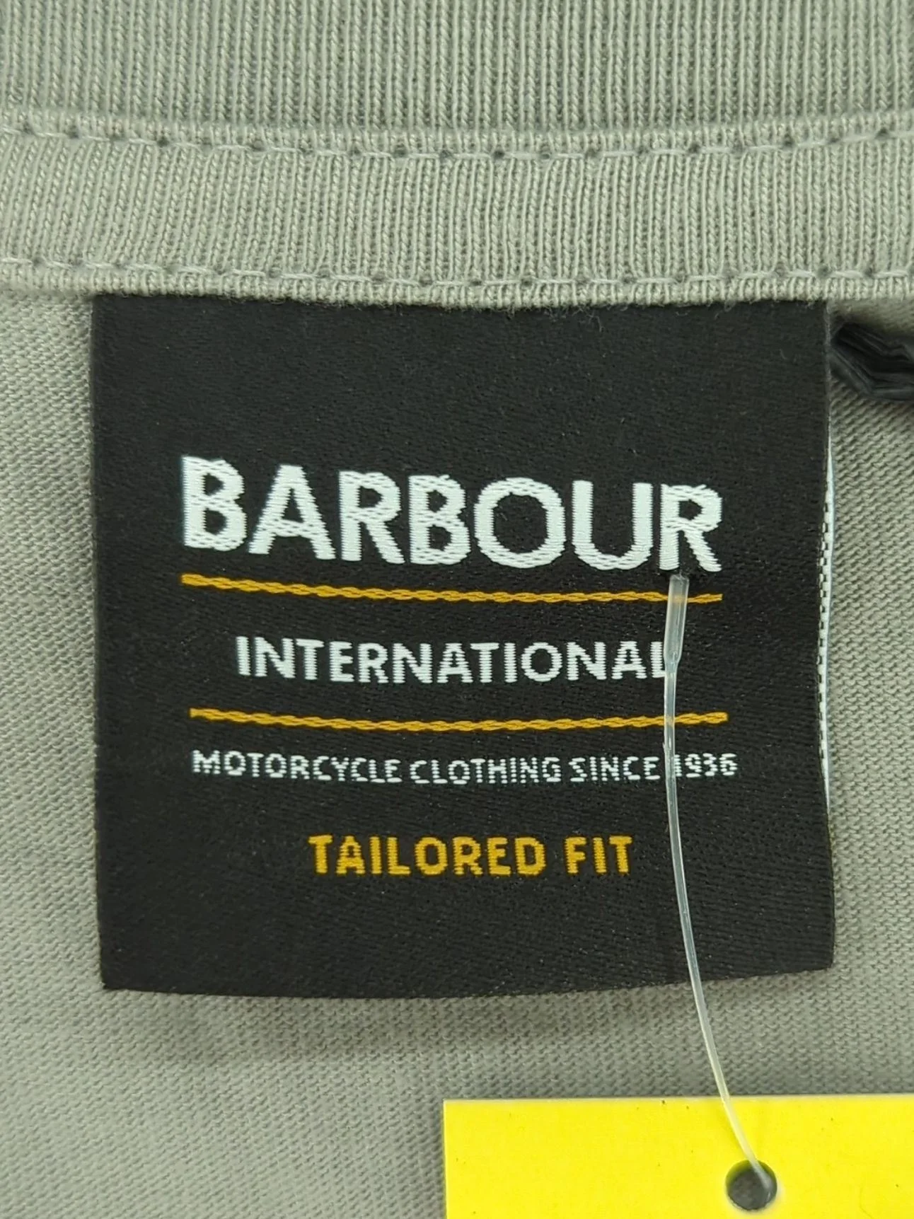 Barbour Men's T-Shirt L Grey Graphic 100% Cotton Basic New with tags - Image 5