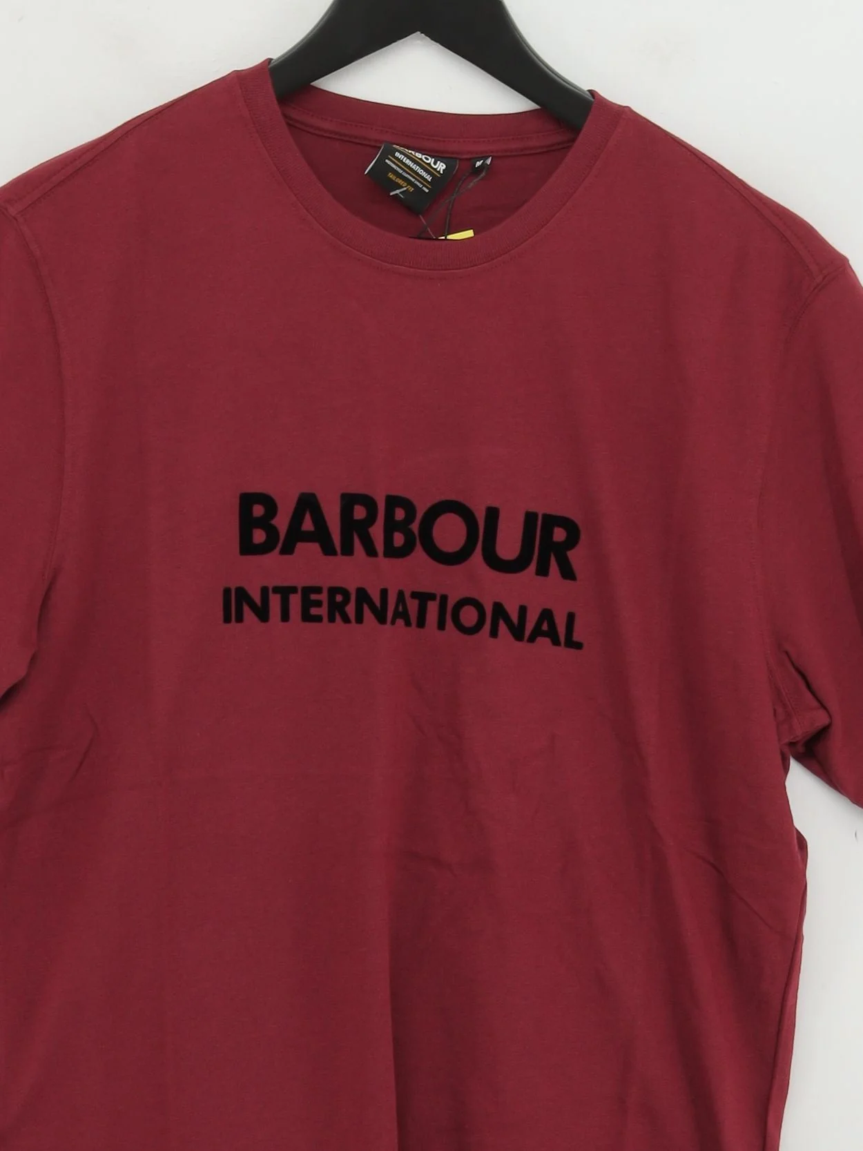 Barbour Men's T-Shirt M Red Graphic 100% Cotton Basic New with tags - Image 3
