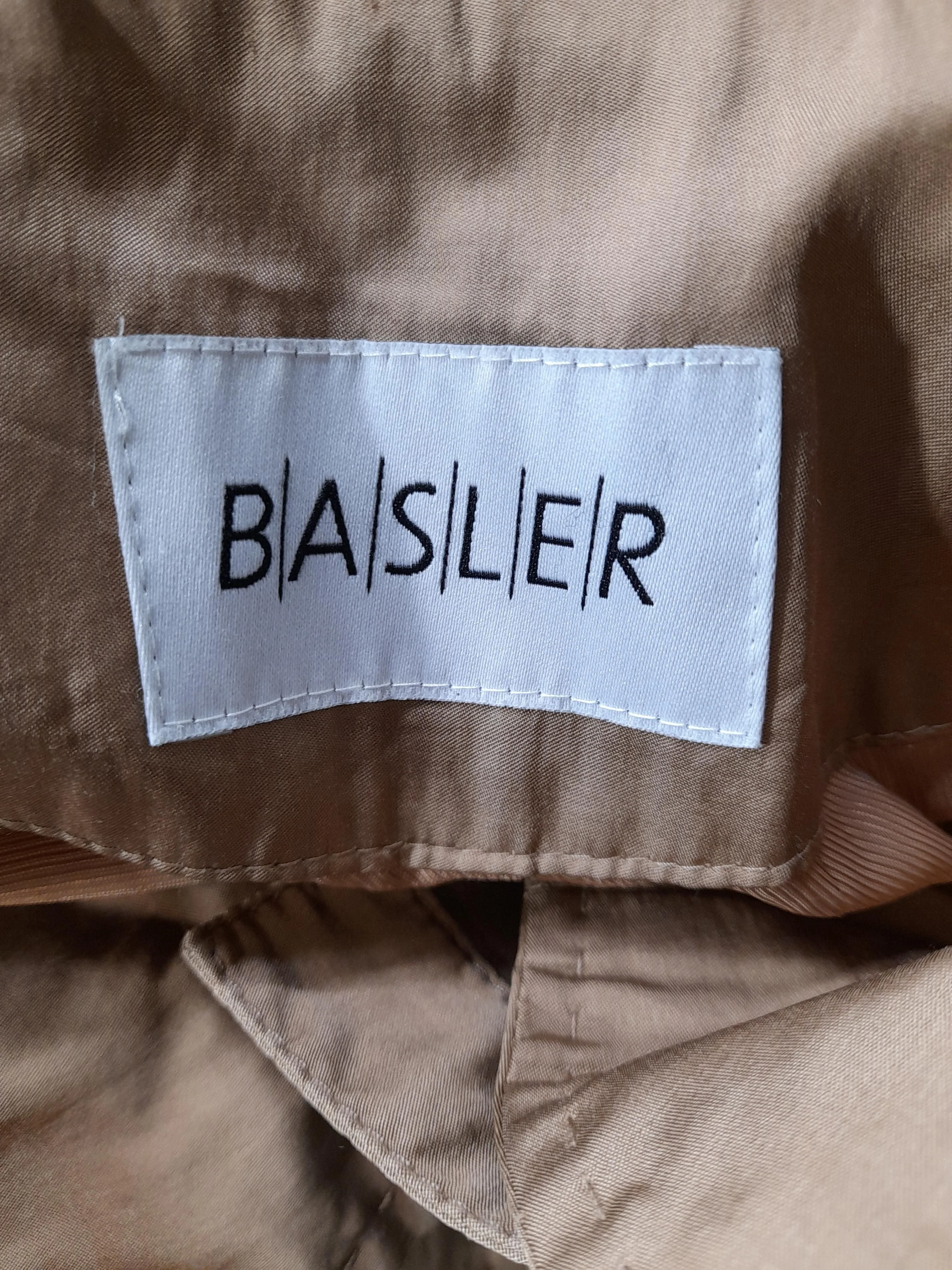 Basler Women's Coat L Tan 100% Nylon Trench Coat - Image 5
