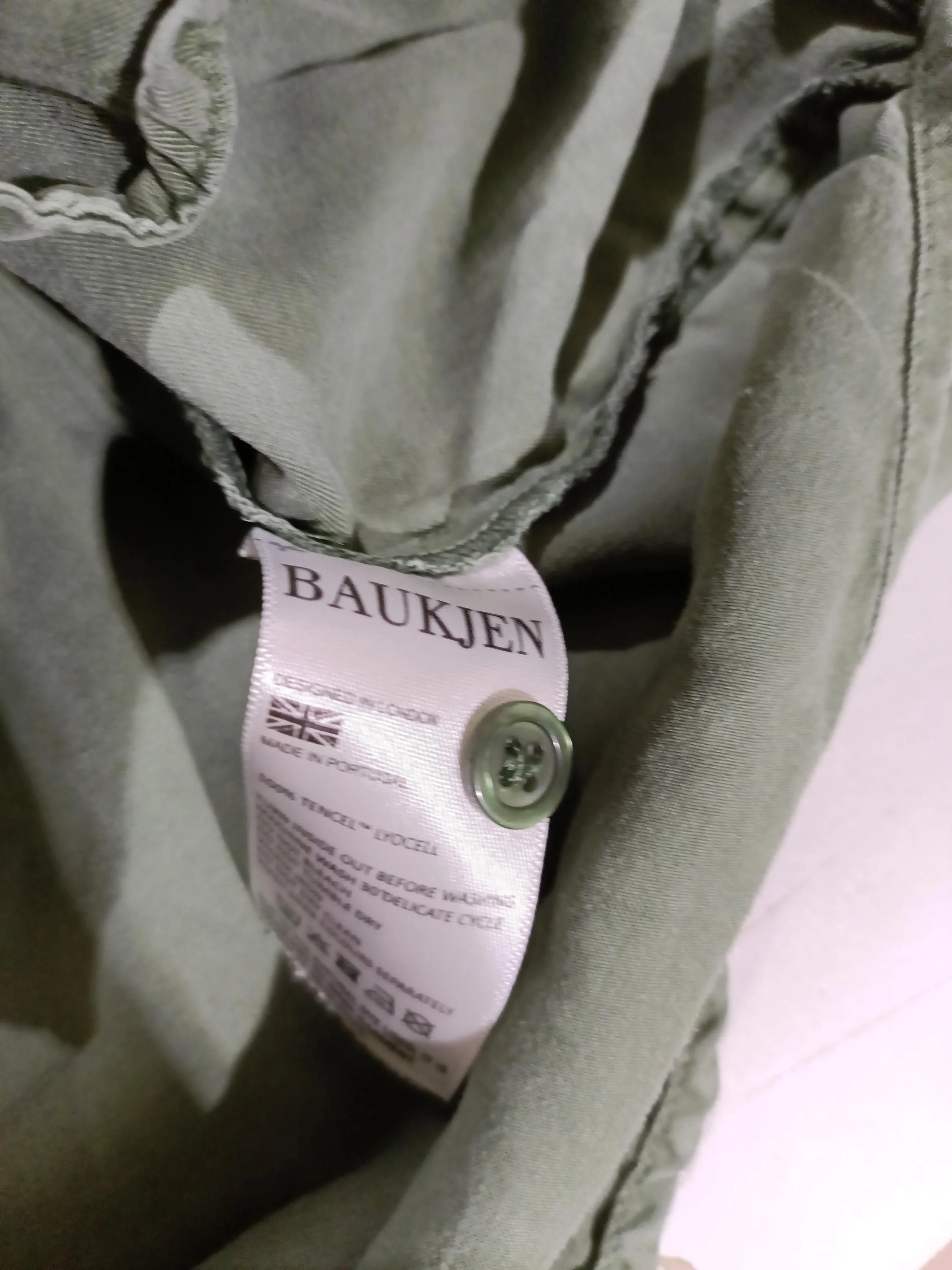 Baukjen Women's Blouse UK 10 Green 100% Lyocell Modal 3/4 Sleeve V-Neck Basic - Image 6