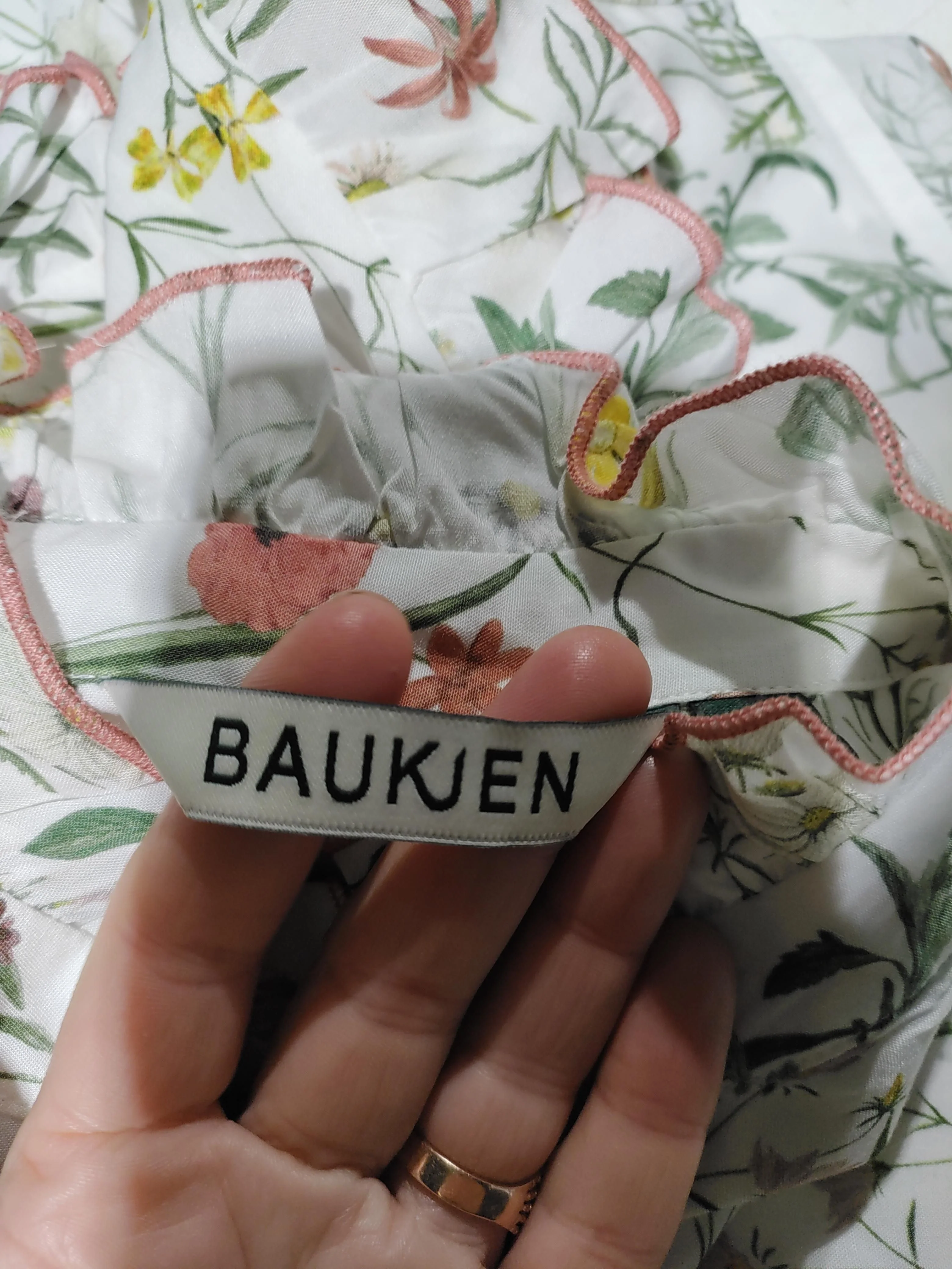 Baukjen Women's Top UK 12 White Floral 100% Viscose Sleeveless High Neck Basic - Image 10