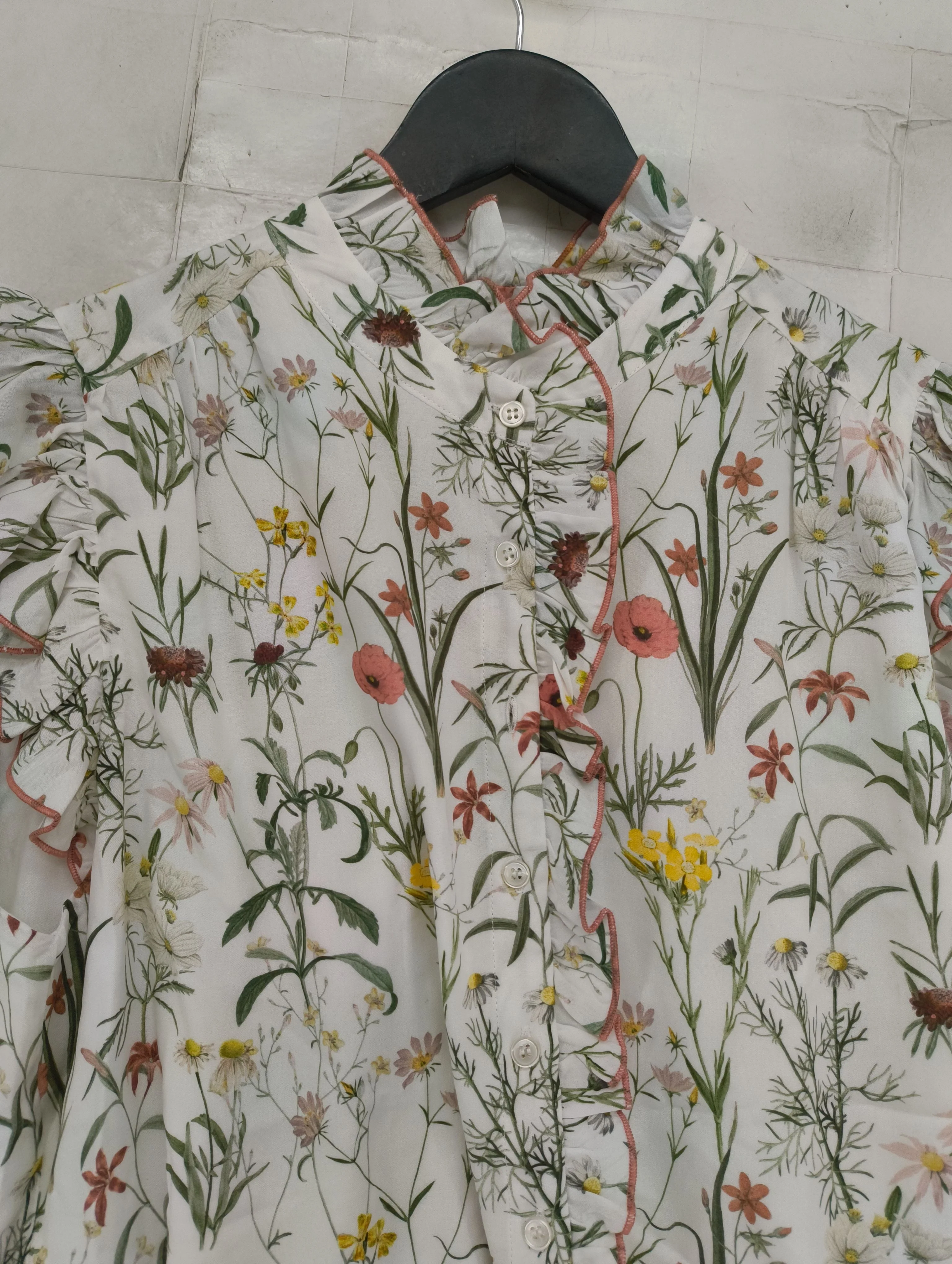 Baukjen Women's Top UK 12 White Floral 100% Viscose Sleeveless High Neck Basic - Image 5