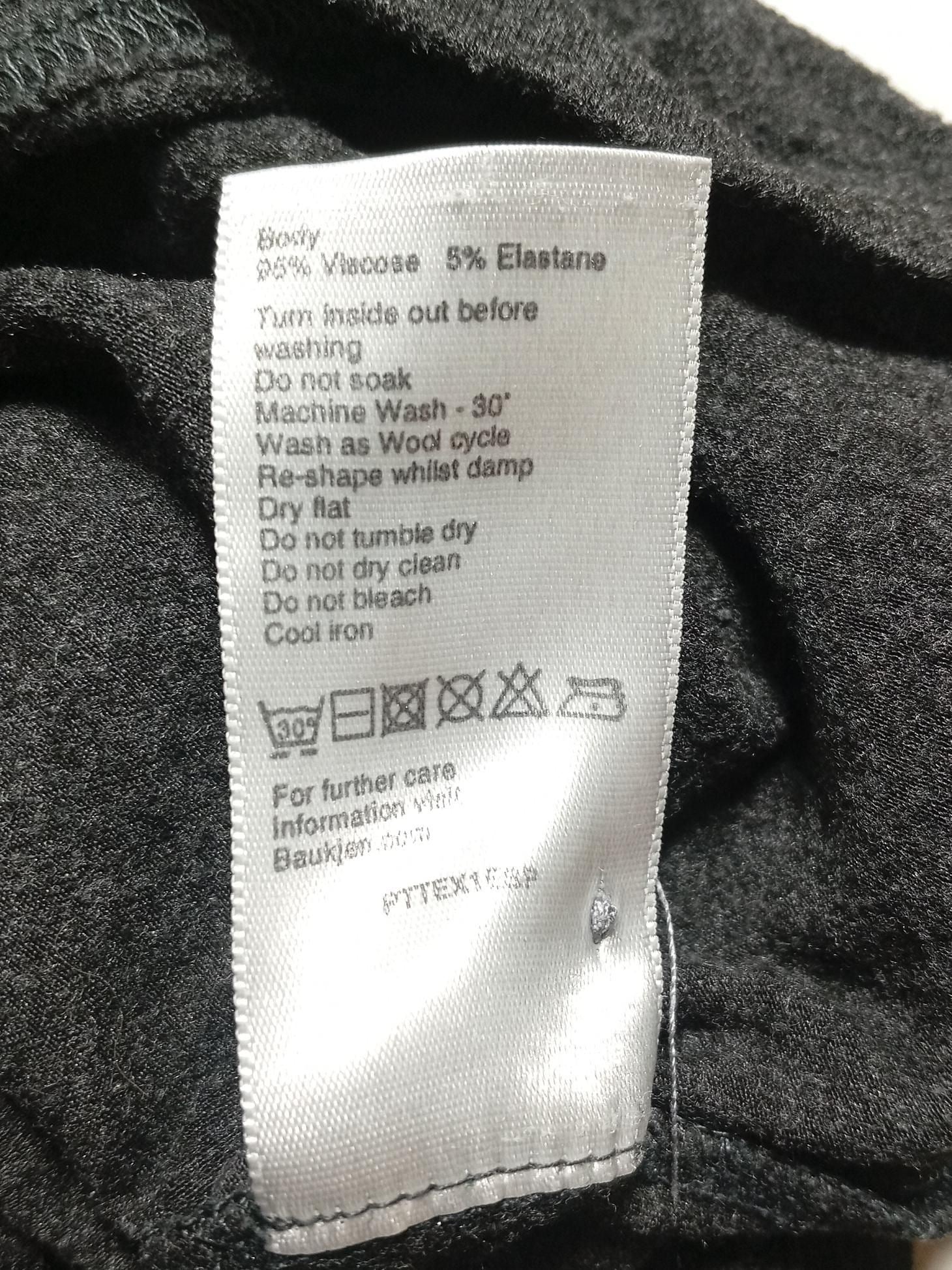 Baukjen Women's Top UK 14 Grey Viscose with Elastane 3/4 Sleeve V-Neck Basic - Image 6