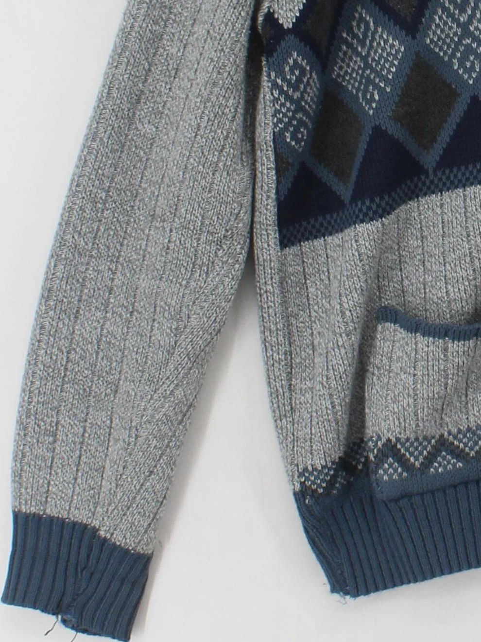 Bellissimo Men's Cardigan XL Grey Argyle 100% Acrylic V-Neck Cardigan - Image 4