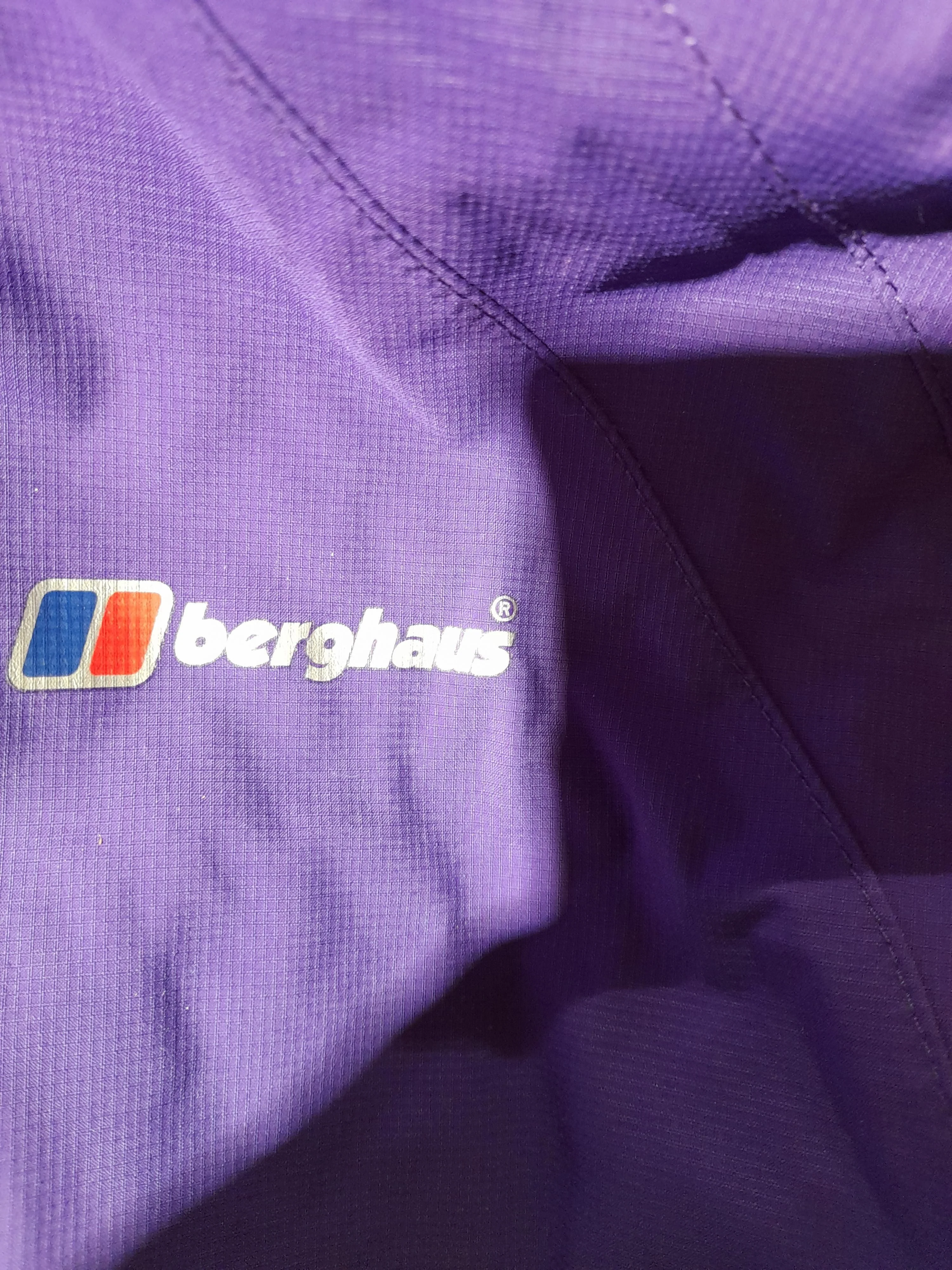 Berghaus Rain Coat jacket purple - Image 6
