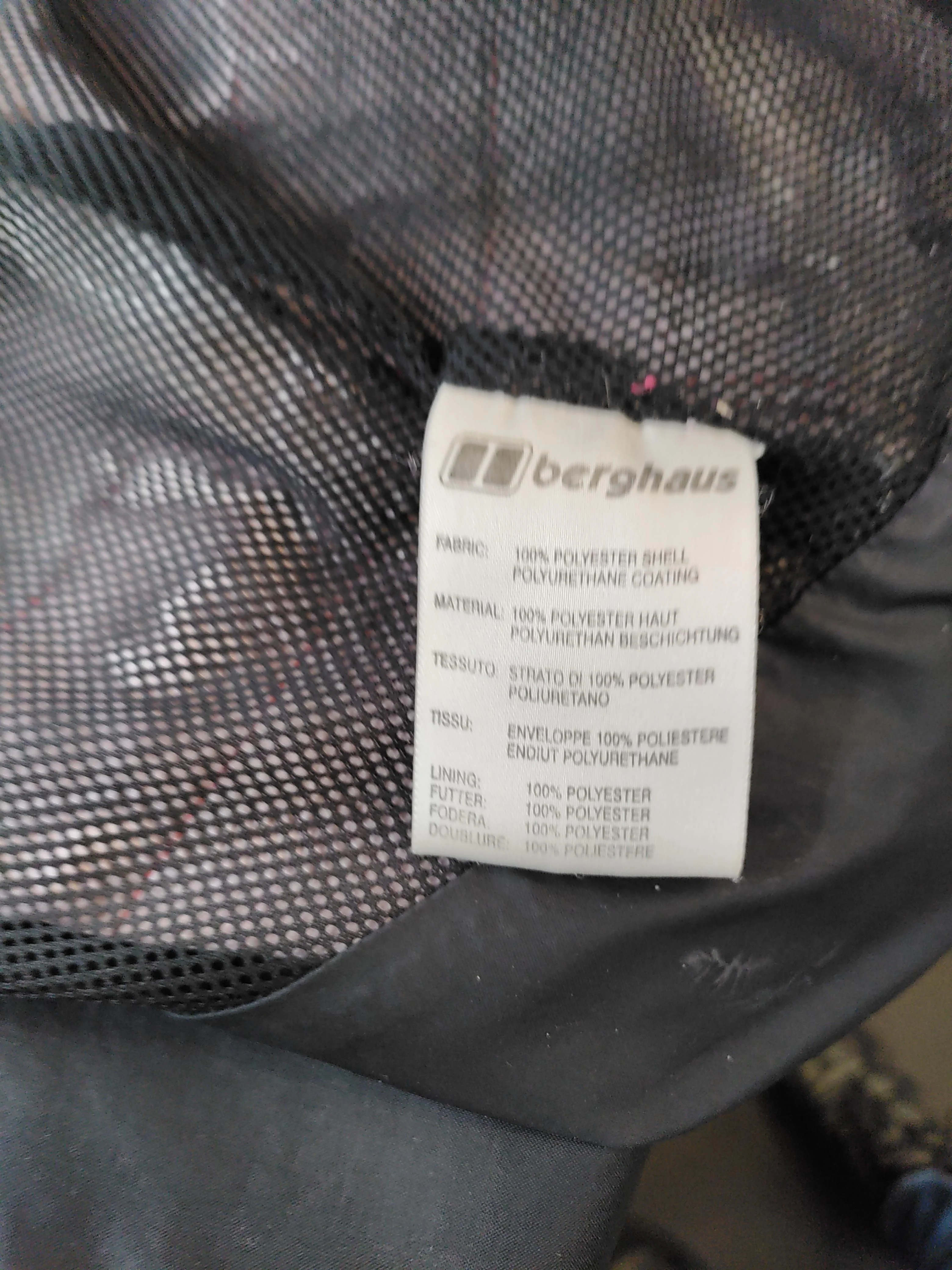 Berghaus Rain Coat jacket red - Image 7