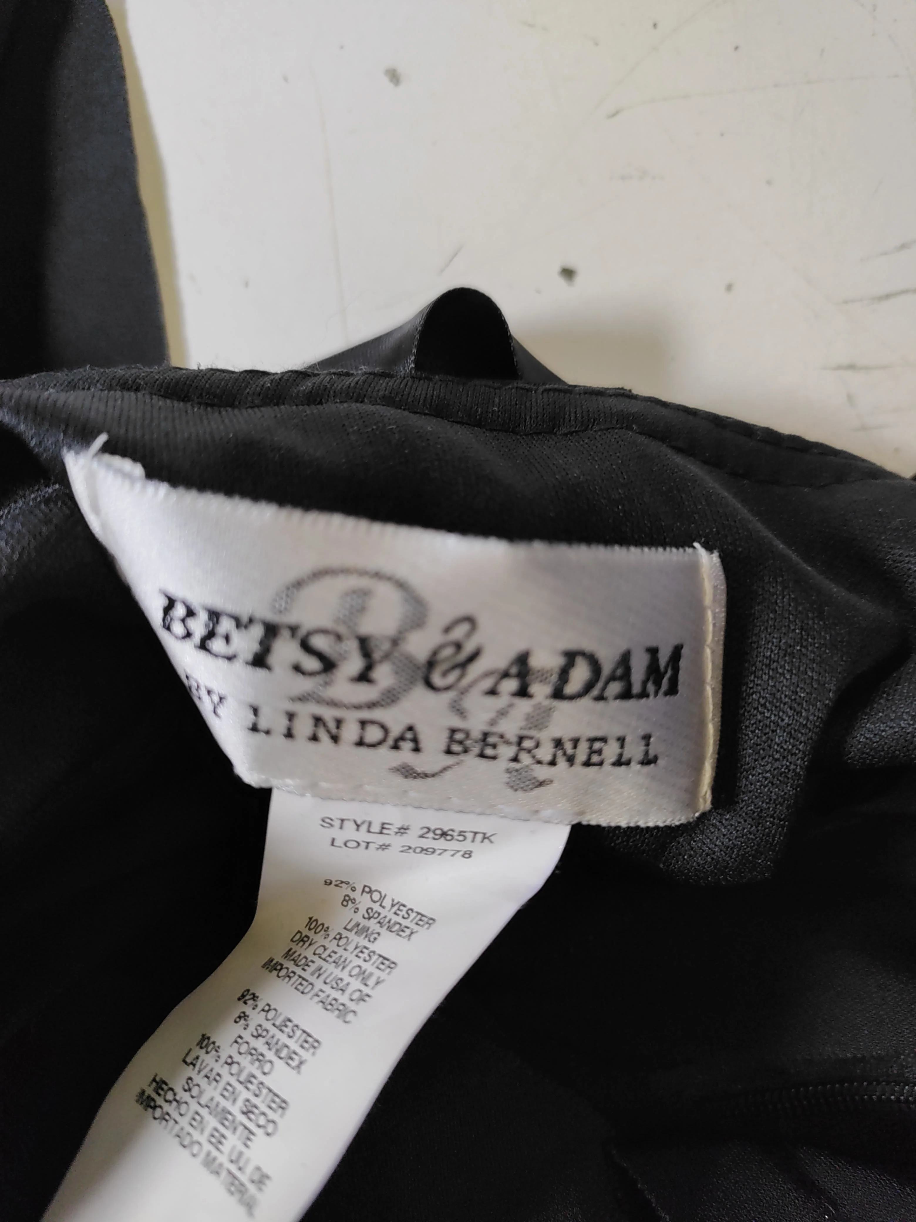 Betsy & Adam by Linda Bernell Maxi Dress in Black - Image 6