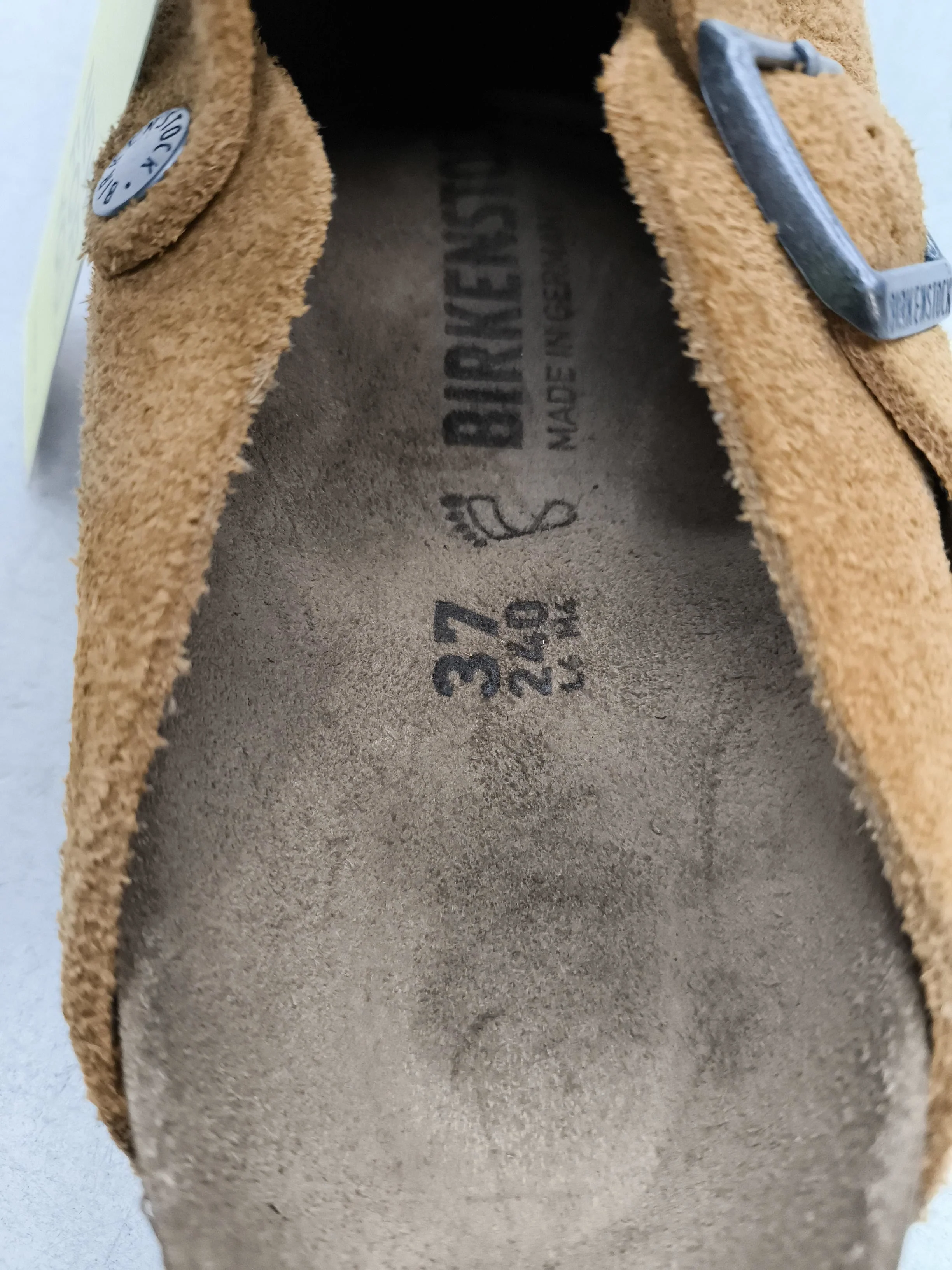 Birkenstock Men's Sandals UK 4 Tan 100% Suede Slider - Image 6