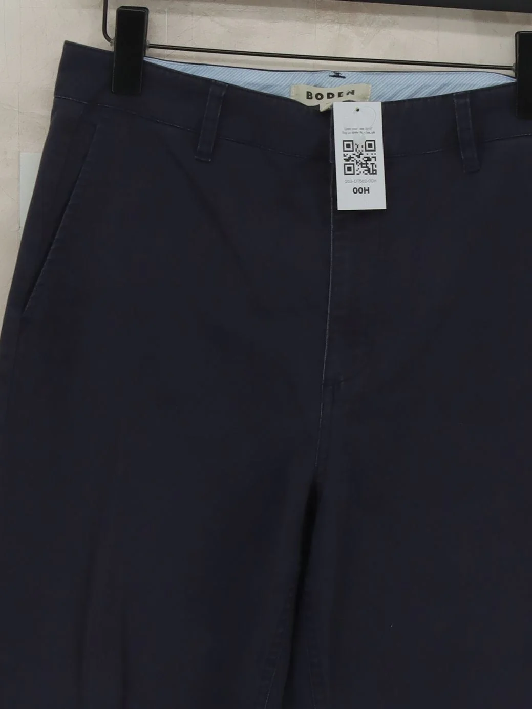 Boden Men's Trousers M Blue Cotton with Elastane Straight Chino - Image 3