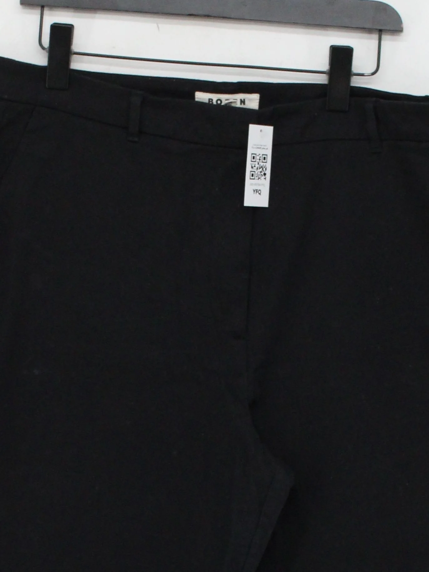 Boden Men's Trousers W 36 in Black Cotton with Elastane Tapered Chino - Image 3