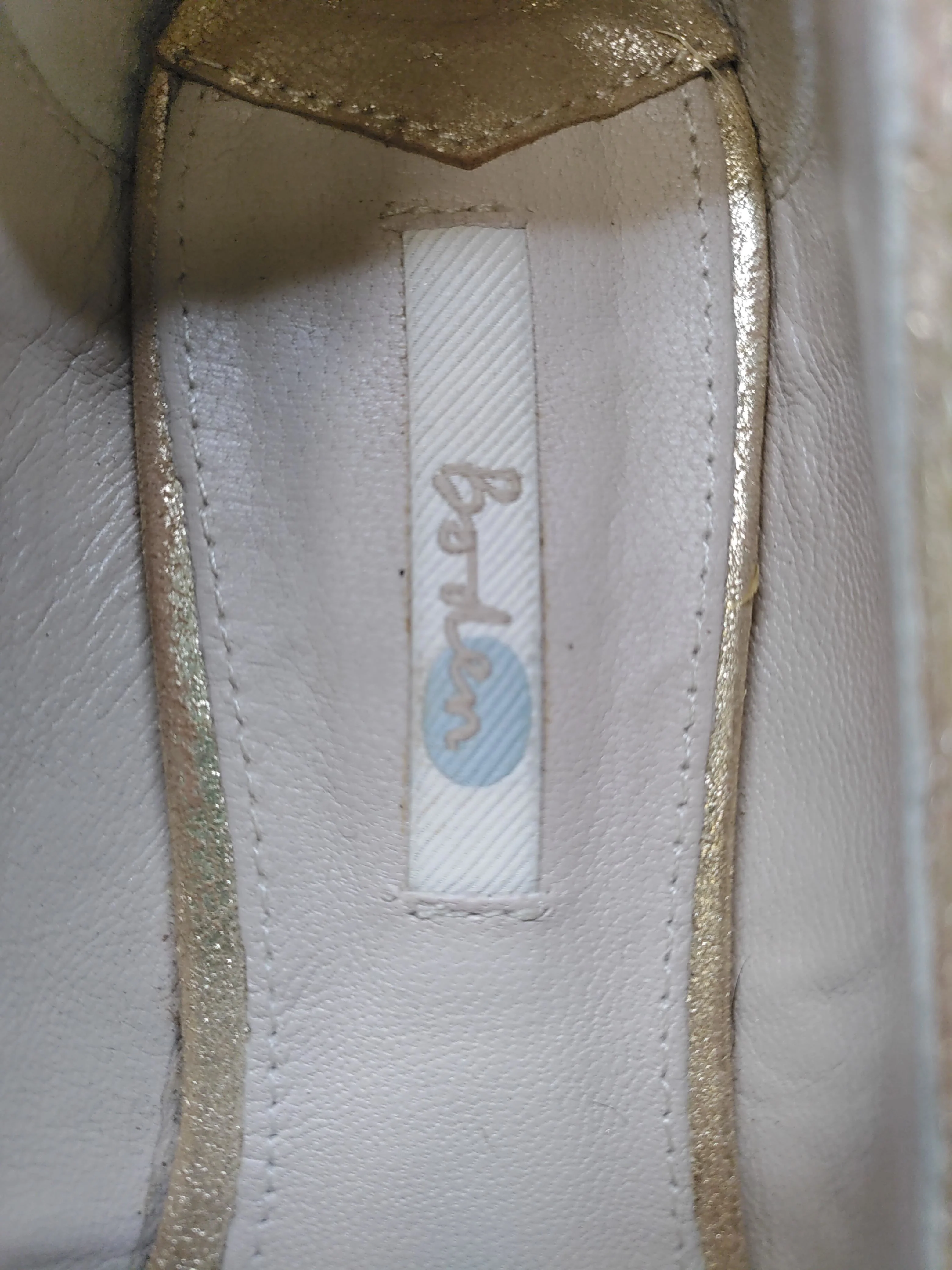 Boden Women's Flat Shoes UK 6 Gold 100% Leather Ballet - Image 9