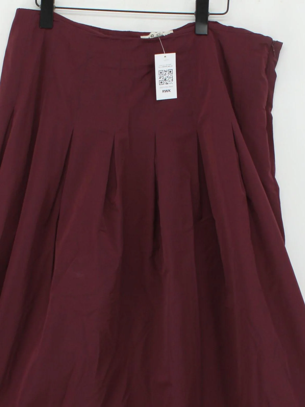 Boden Women's Midi Skirt UK 18 Red Polyester with Cotton Midi Pleated - Image 3