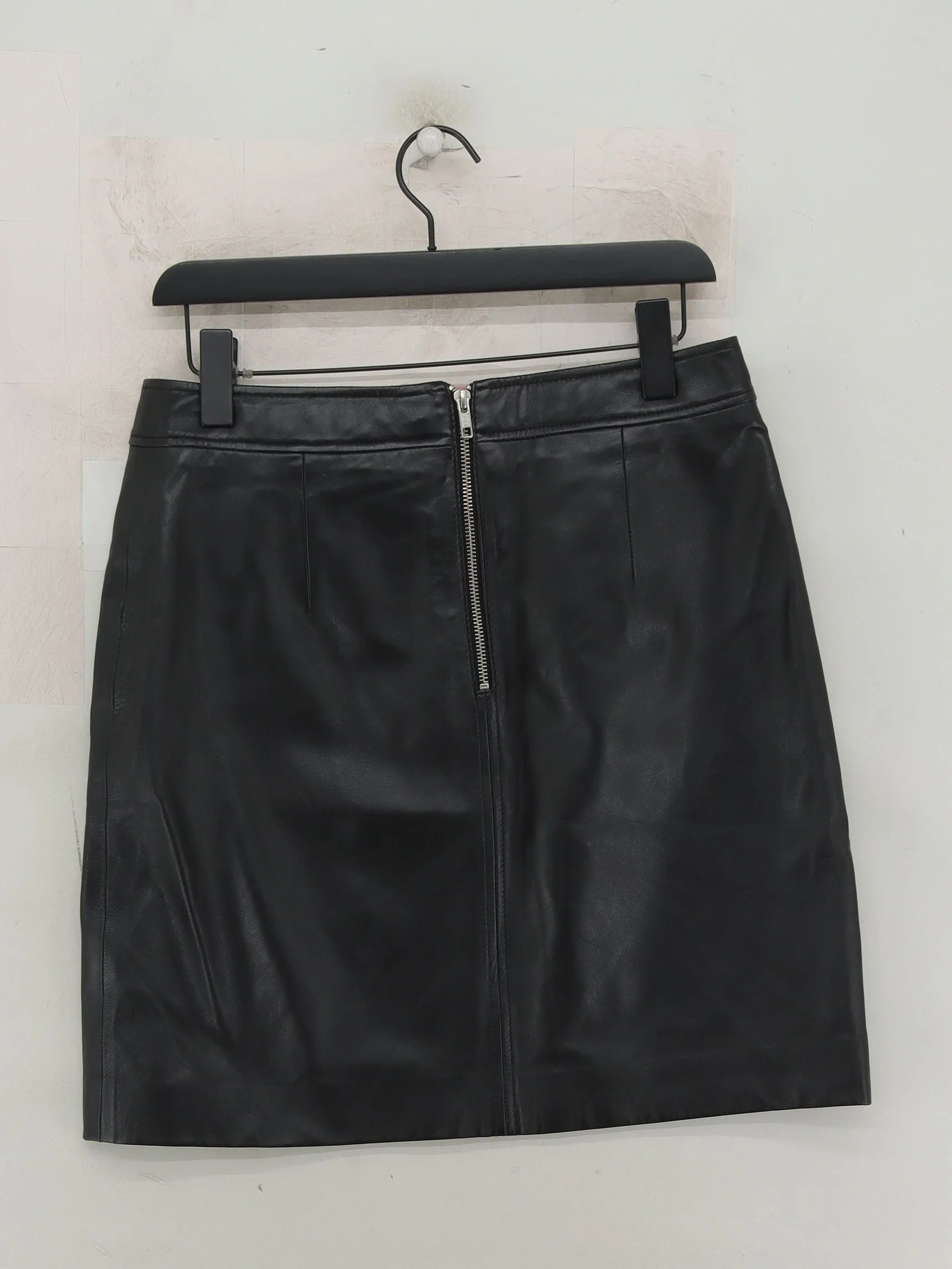 Boden Women's Mini Skirt M Black 100% Leather Short Mini - Image 2