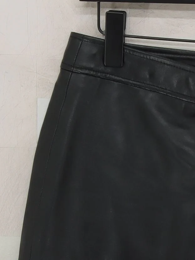 Boden Women's Mini Skirt M Black 100% Leather Short Mini - Image 4