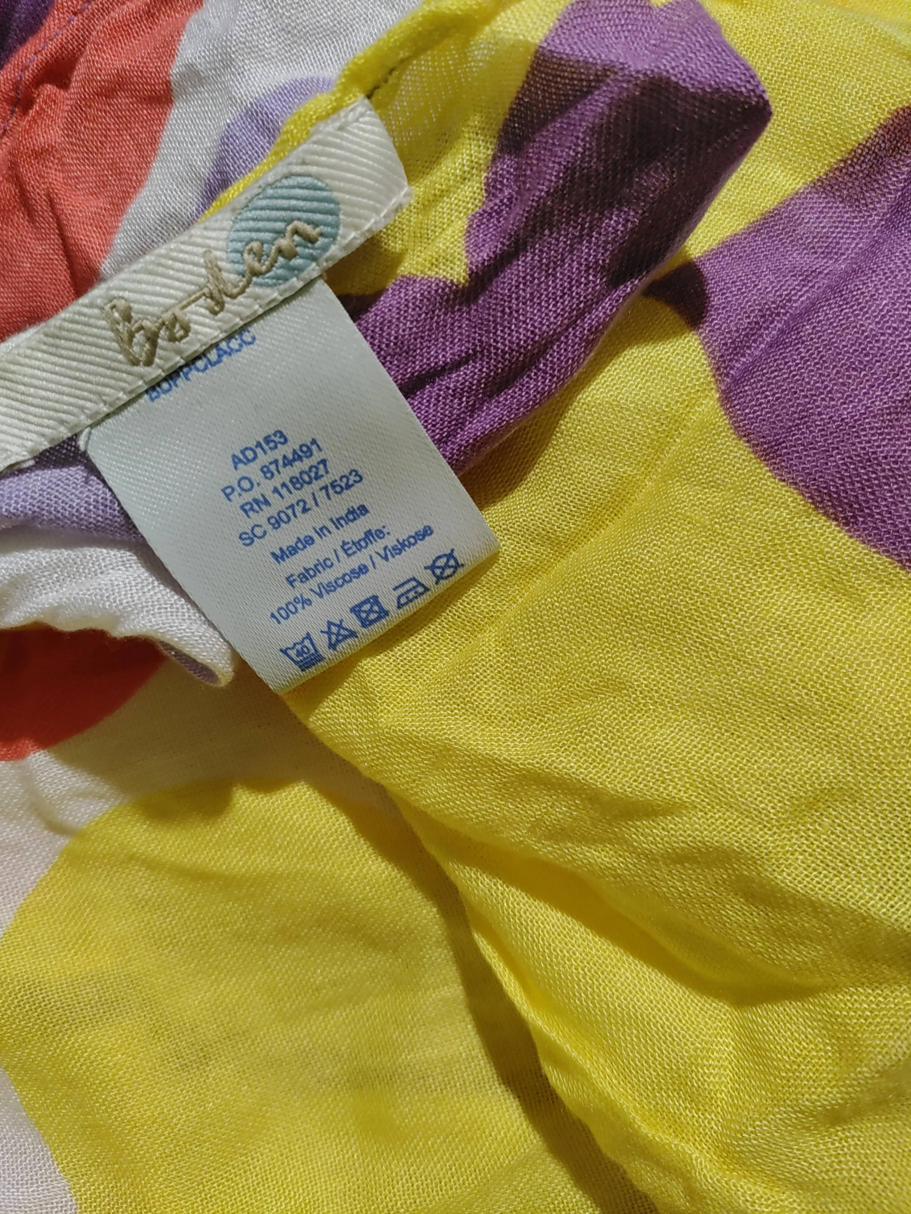 Boden Women's Scarf Multi Floral 100% Viscose Rectangle Scarf - Image 6