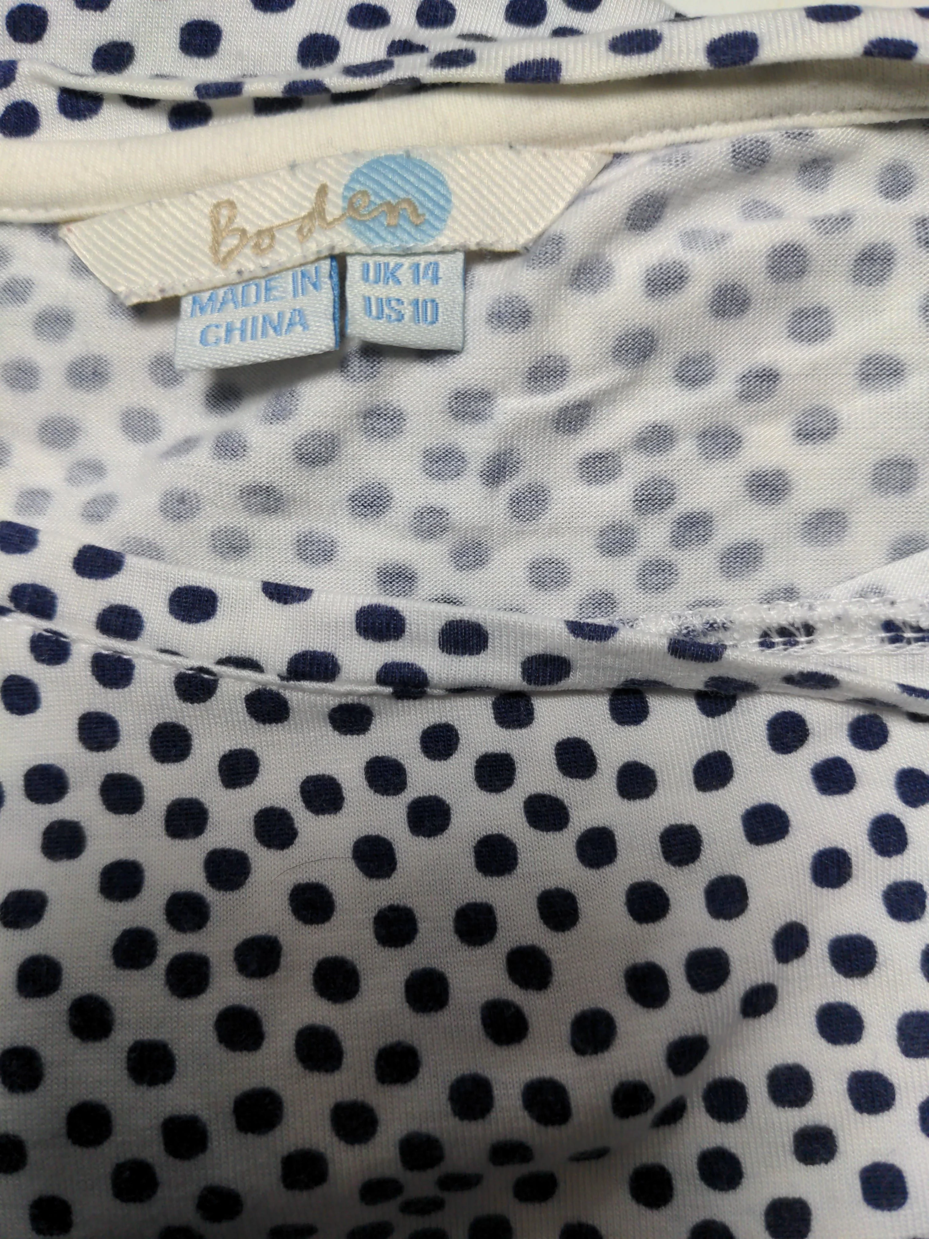 Boden Women's T-Shirt L White 100% Viscose Basic - Image 5