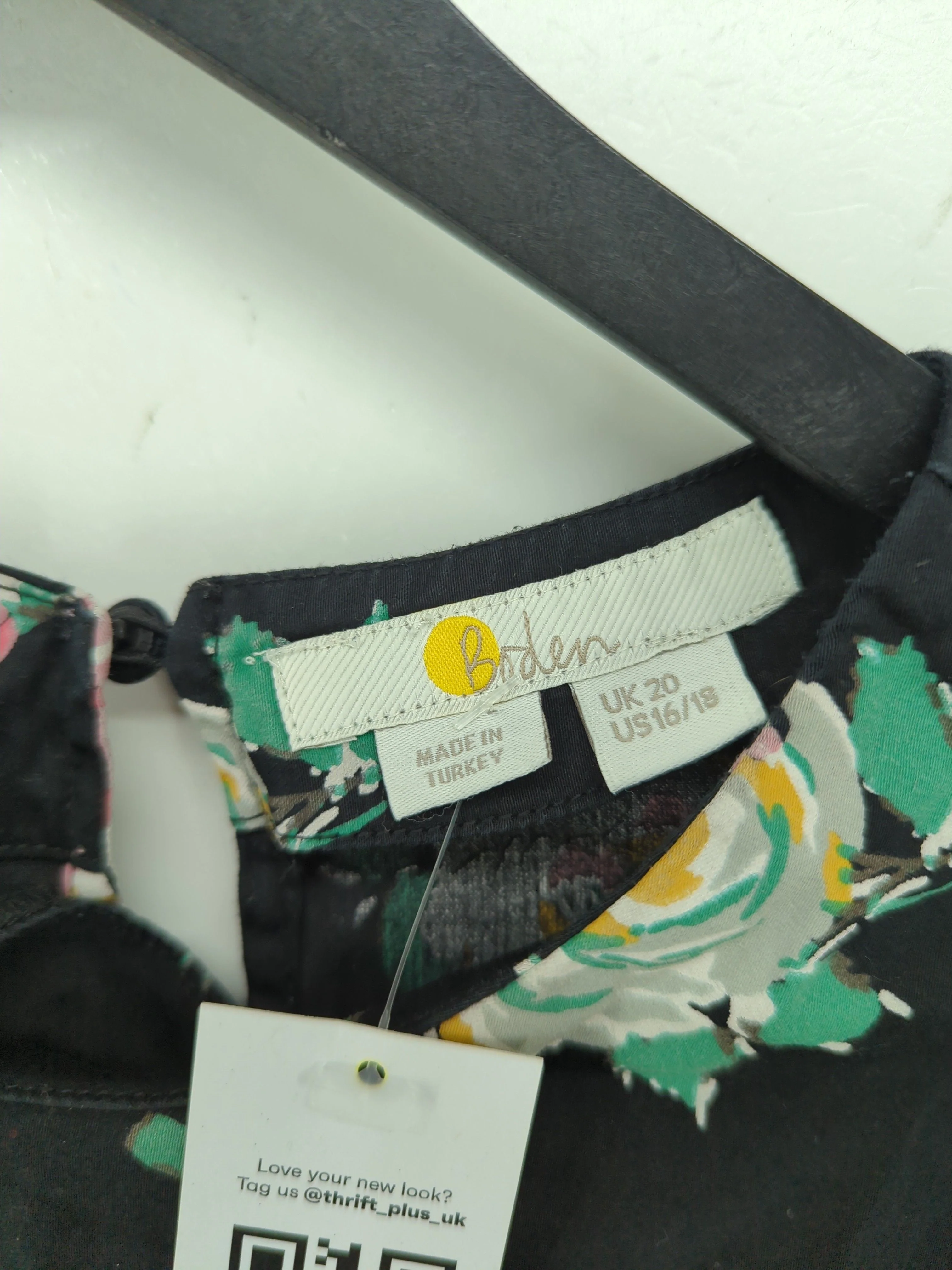 Boden Women's Top UK 20 Black Floral 100% Cotton Long Sleeve Round Neck Basic - Image 5