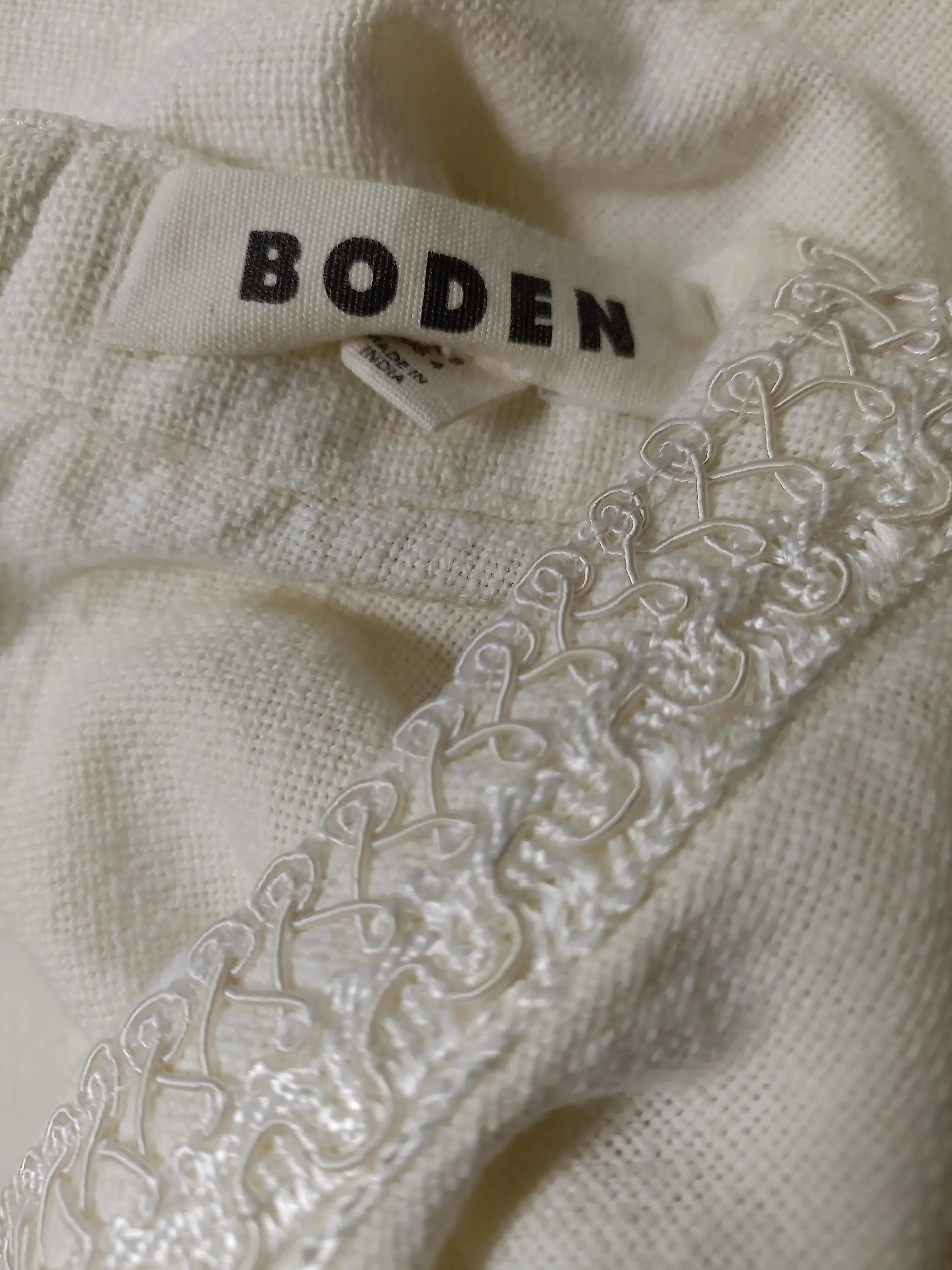 Boden Women's Top UK 8 Cream 100% Cotton Short Sleeve Round Neck Cropped - Image 5