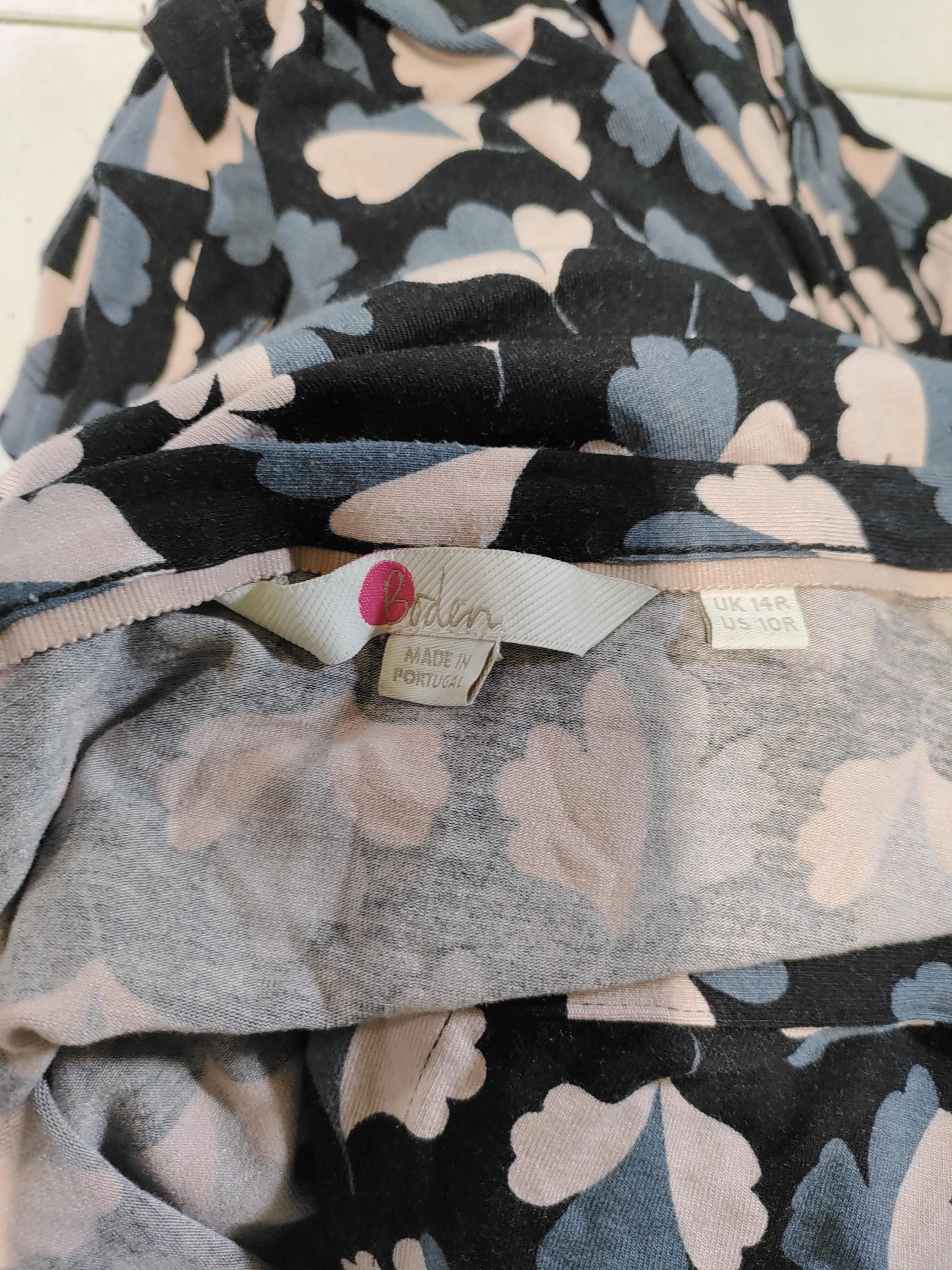 Boden Wrap Mini Dress UK14 in Multi - Image 5