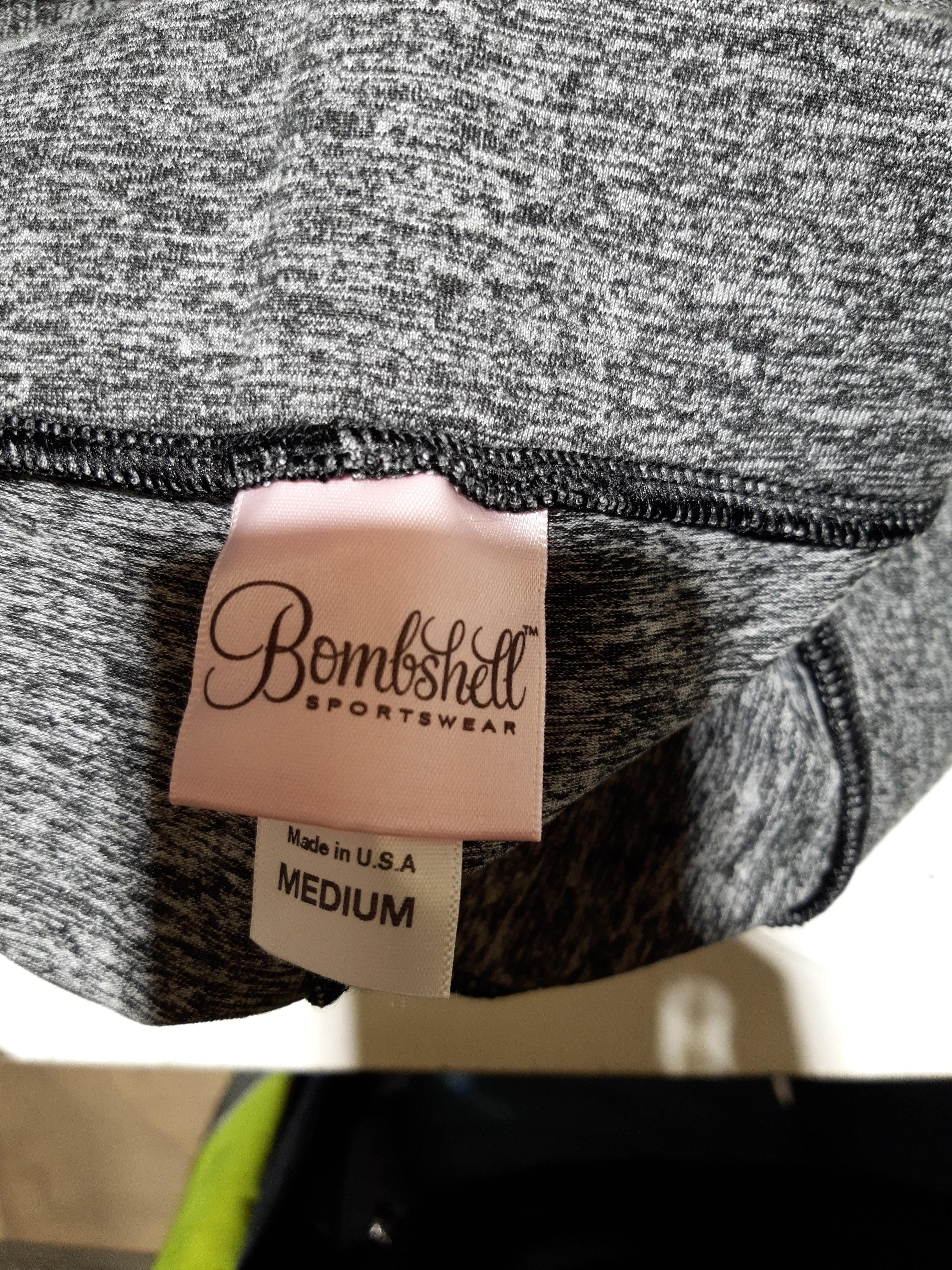 Bombshell Women's Sports Bottoms M Grey Striped Nylon with Spandex Sweatpants - Image 6