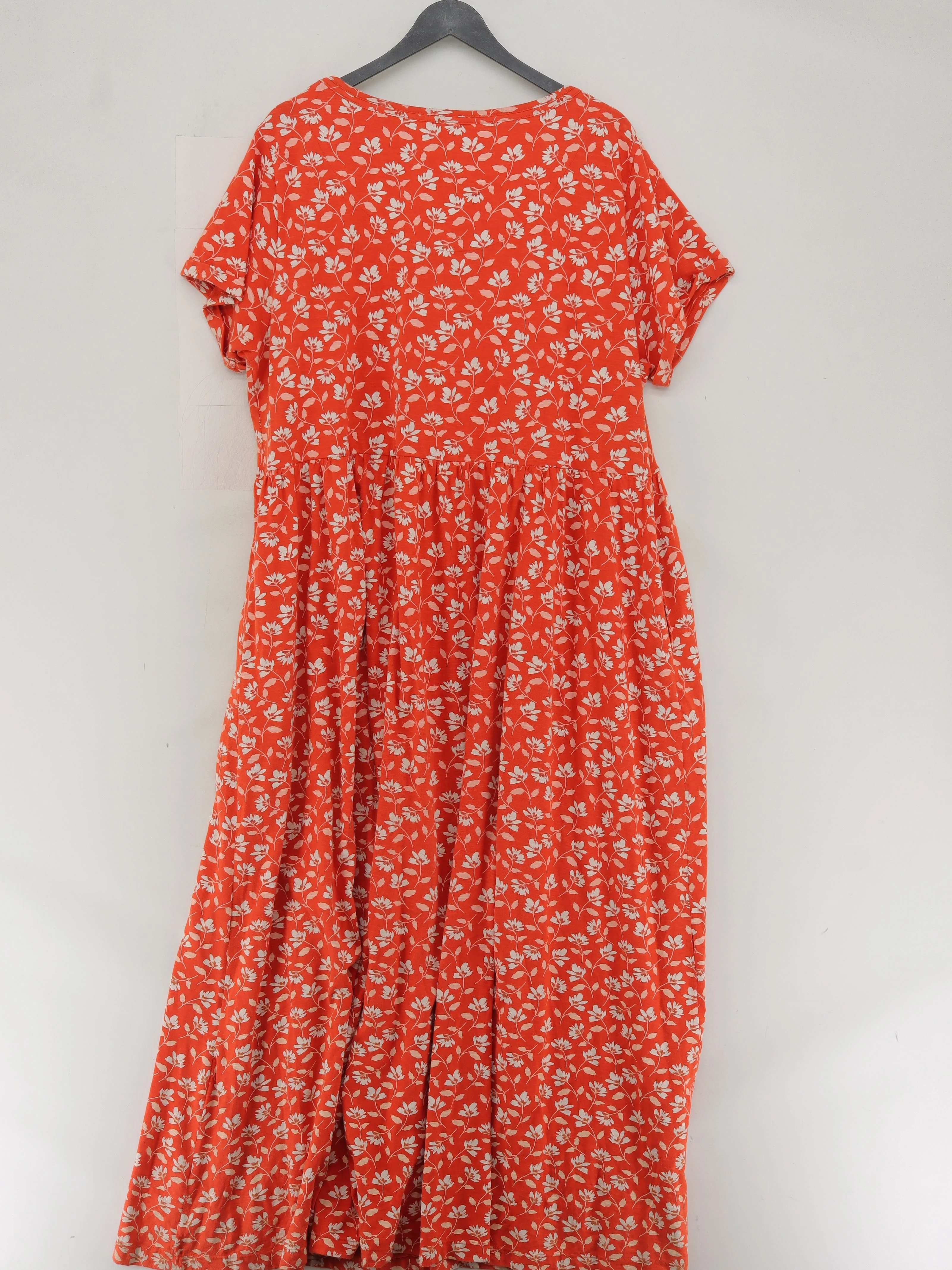 Brakeburn T-Shirt Midi Dress UK20 in Orange - Image 2