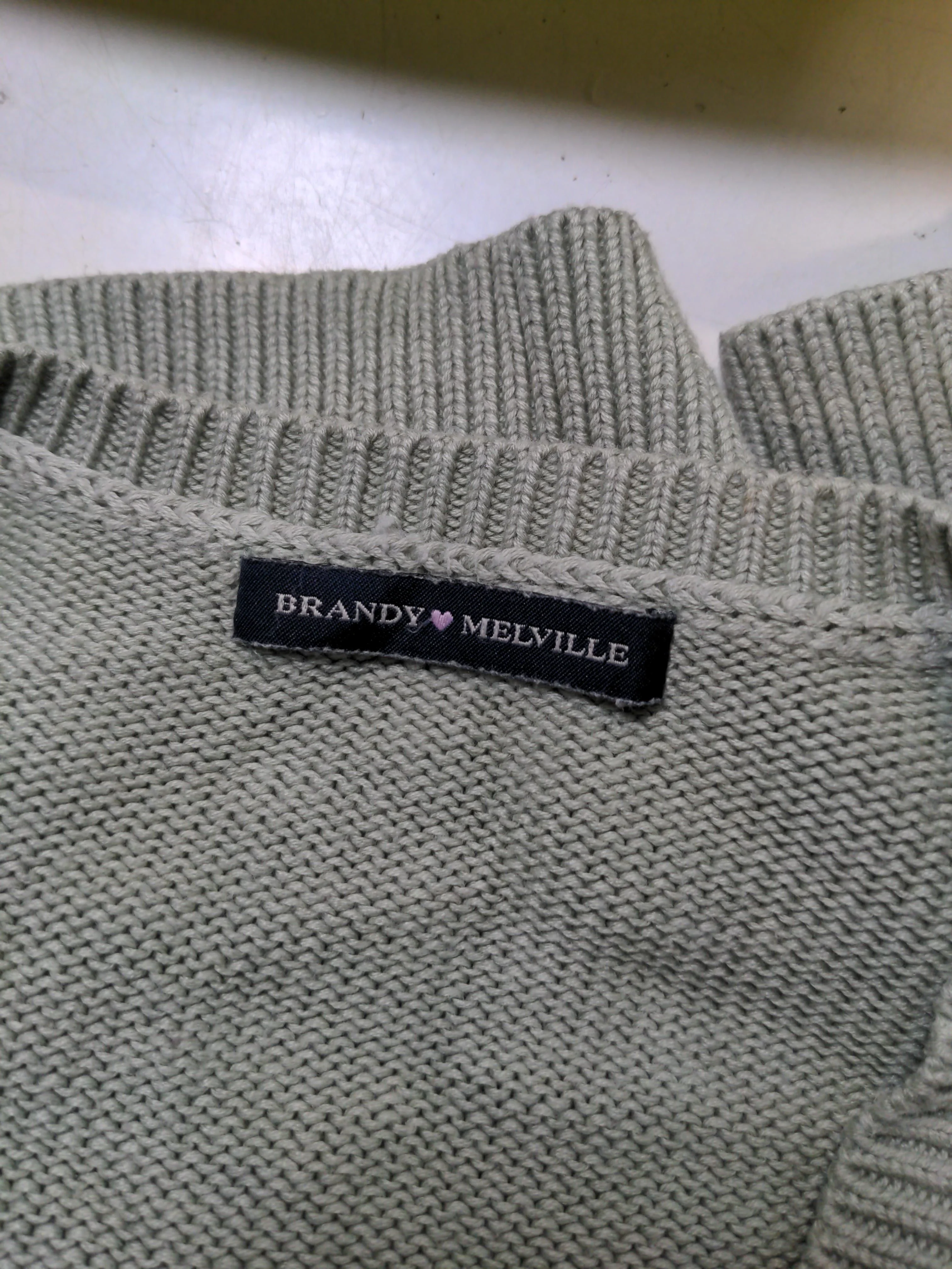 Brandy Melville Women's Jumper L Green 100% Other V-Neck Pullover - Image 6