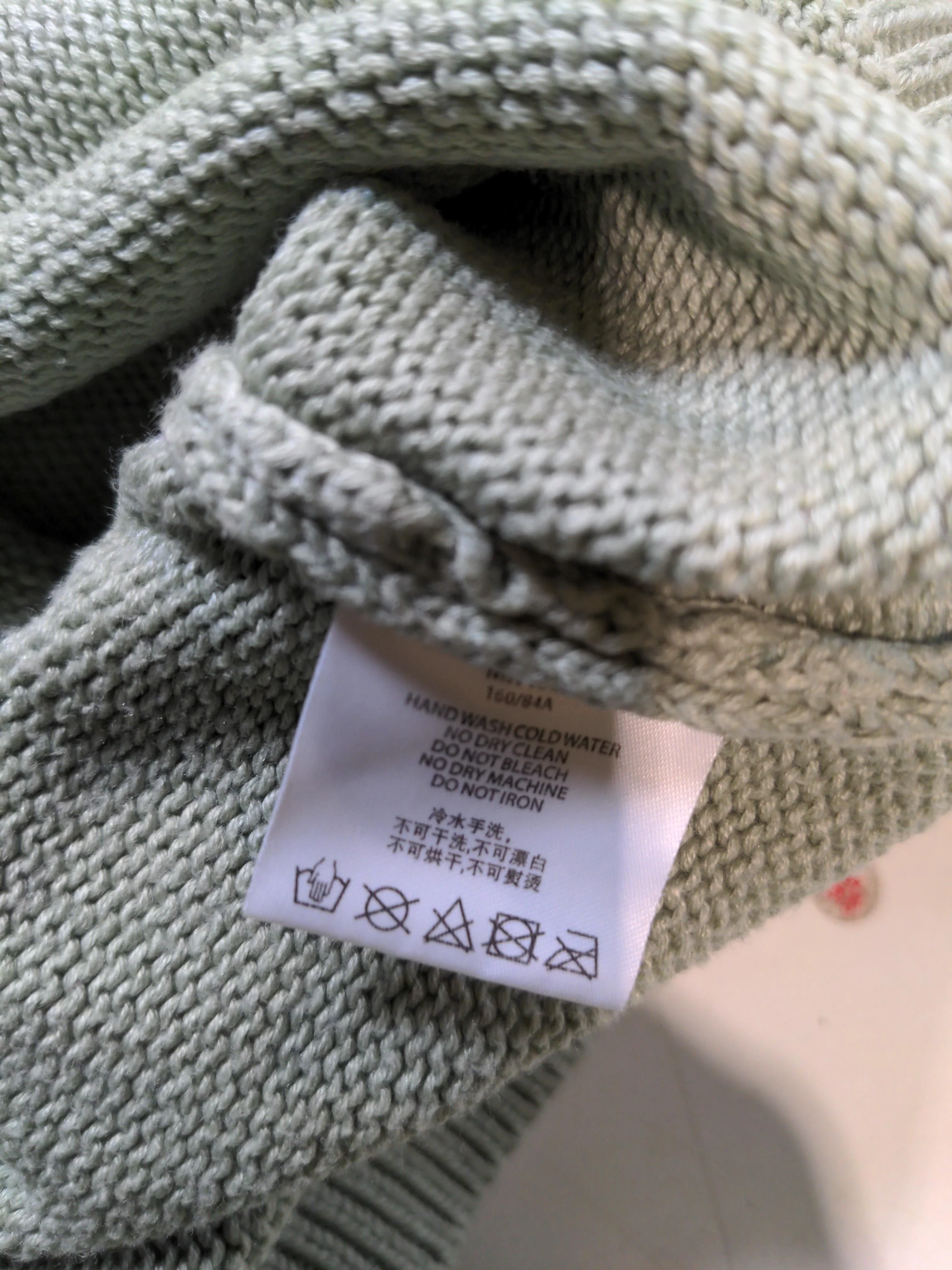 Brandy Melville Women's Jumper L Green 100% Other V-Neck Pullover - Image 7