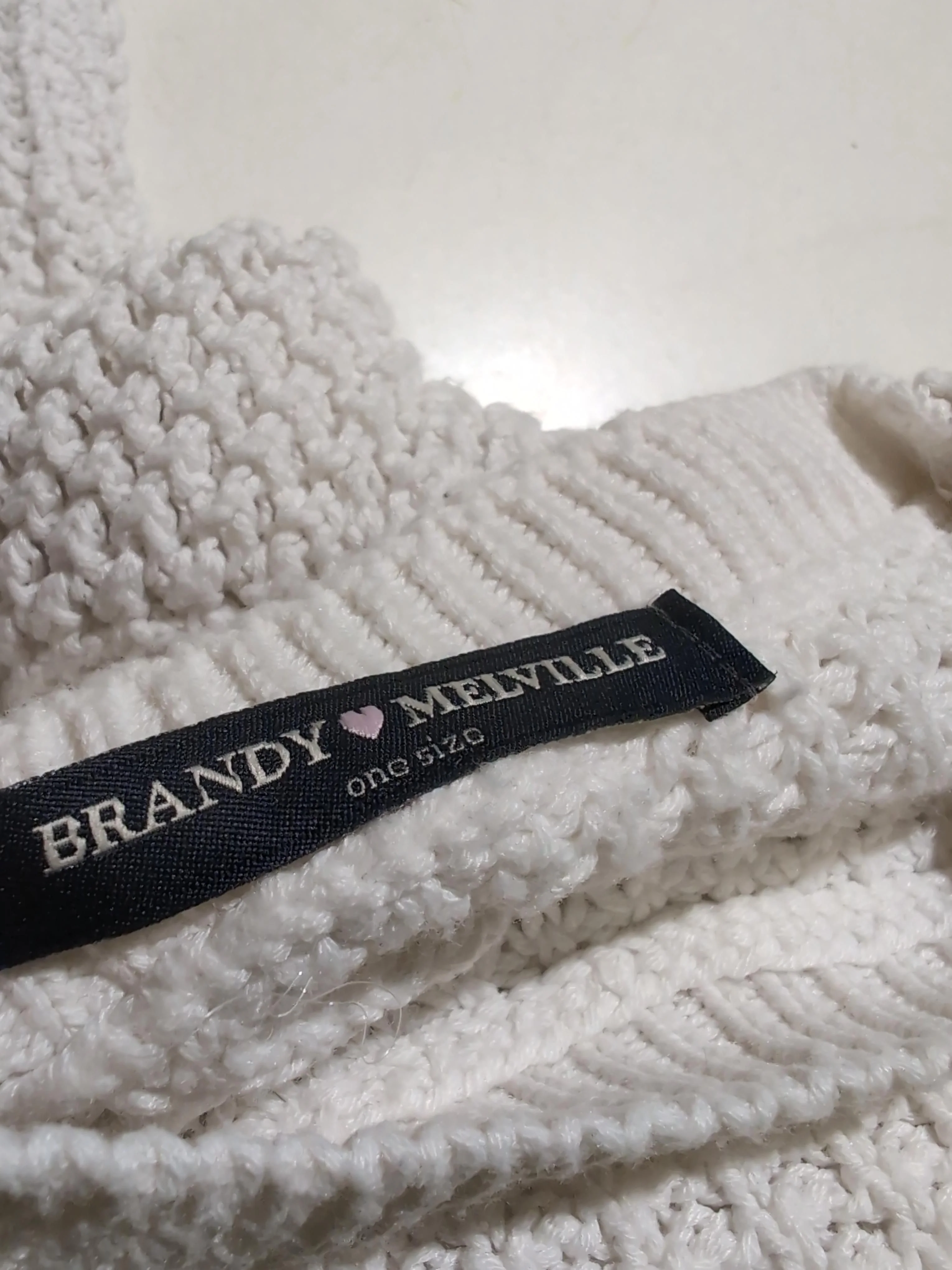 Brandy Melville Women's Jumper White Cotton with Polyamide Crew Neck Pullover - Image 6
