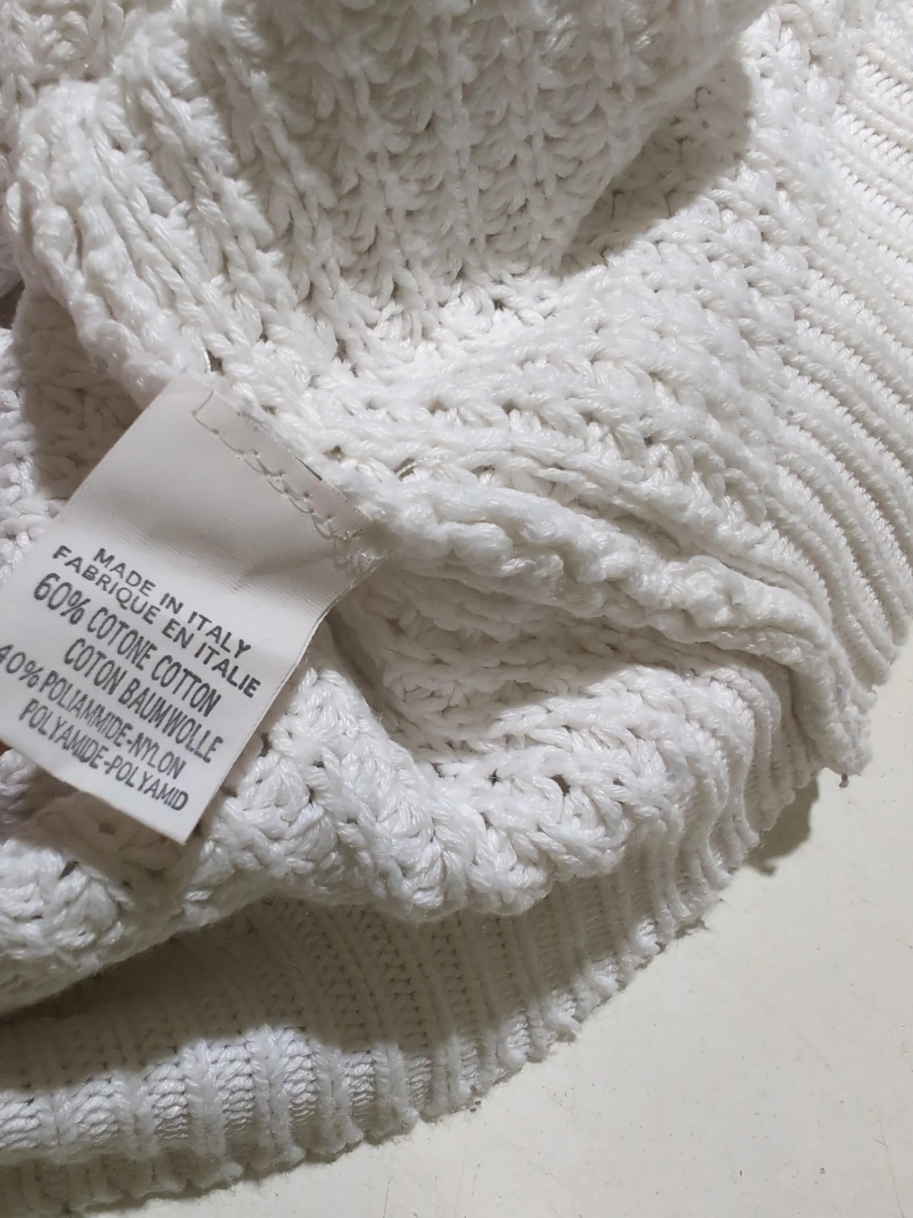 Brandy Melville Women's Jumper White Cotton with Polyamide Crew Neck Pullover - Image 7