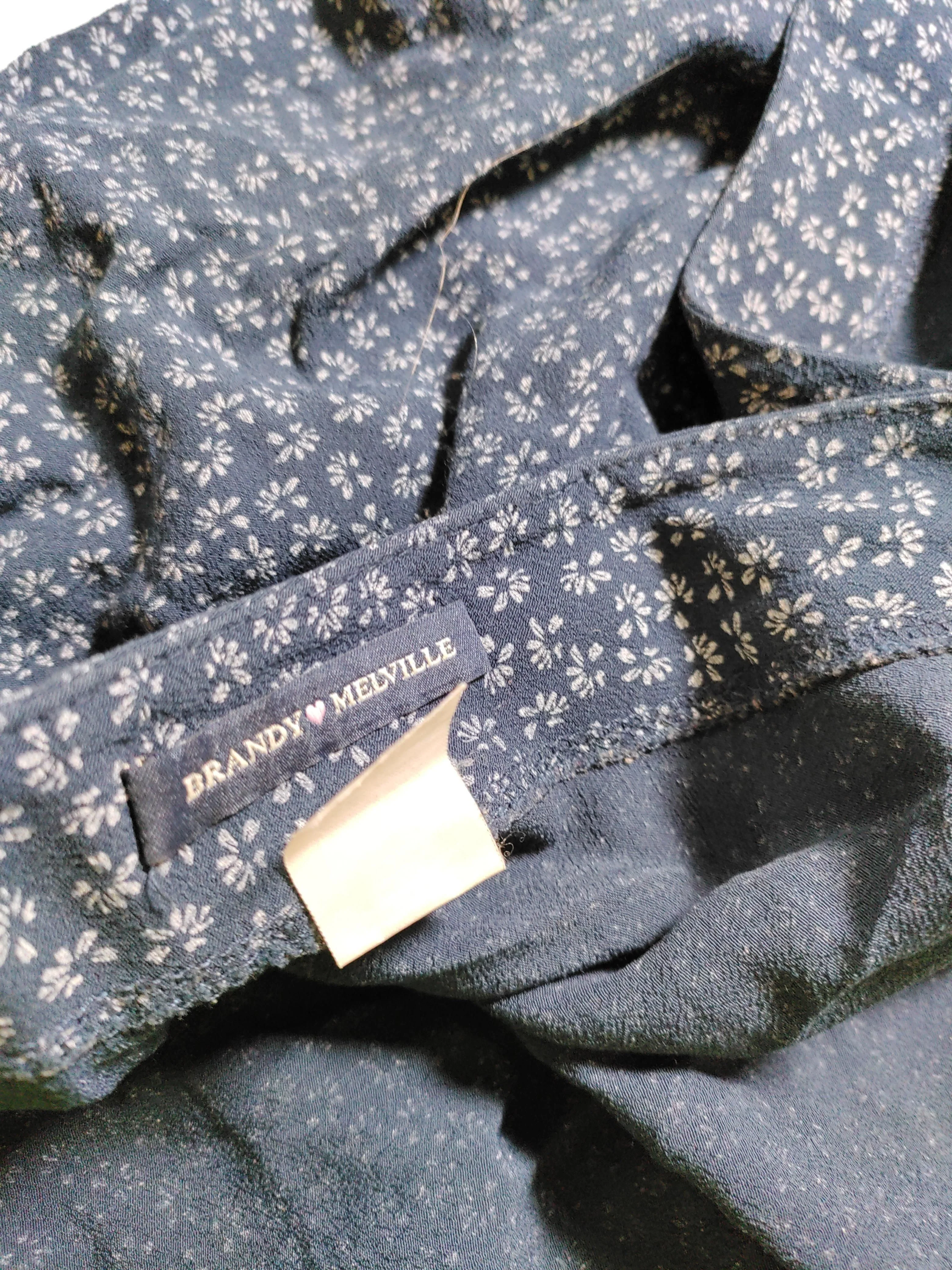 Brandy Melville Women's Mini Skirt S Blue Floral 100% Viscose Short Mini - Image 5