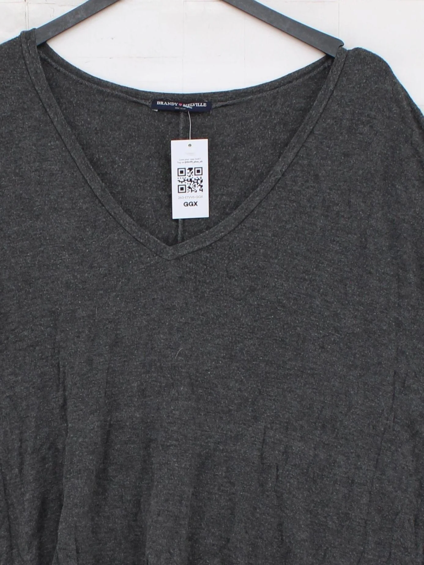 Brandy Melville Women's T-Shirt Grey 100% Other Short Sleeve V-Neck Basic - Image 3
