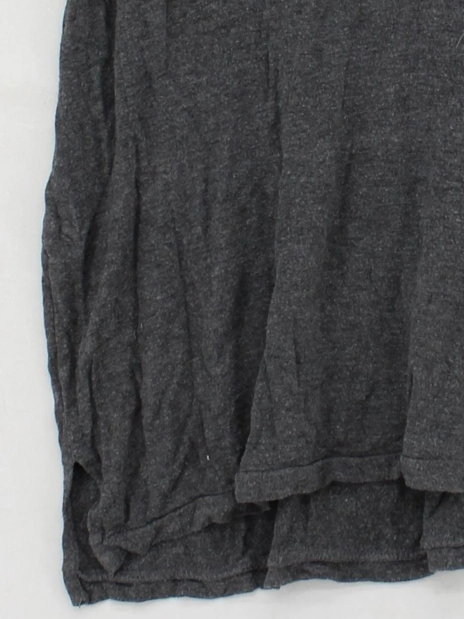Brandy Melville Women's T-Shirt Grey 100% Other Short Sleeve V-Neck Basic - Image 4