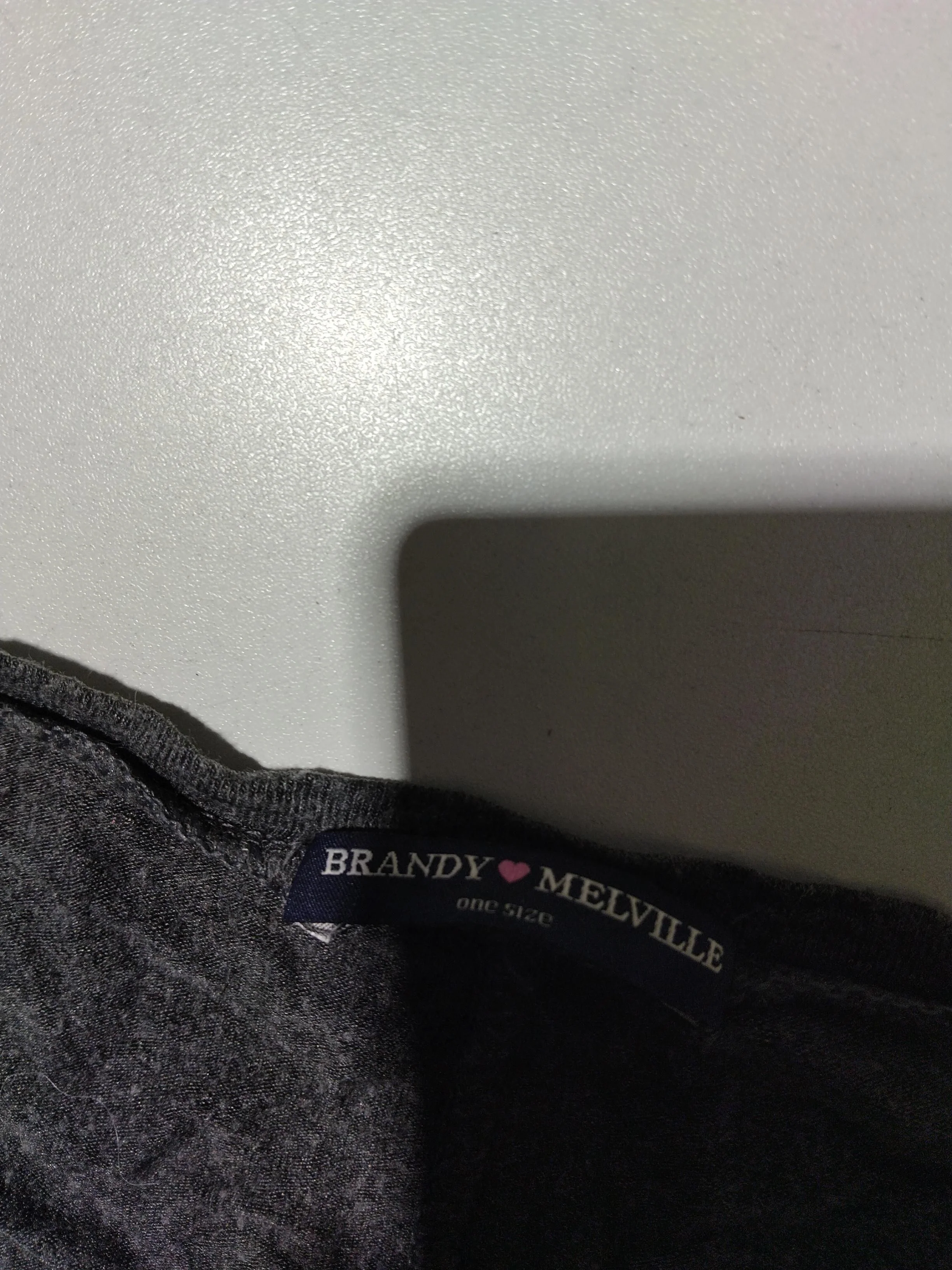 Brandy Melville Women's T-Shirt Grey 100% Other Short Sleeve V-Neck Basic - Image 6